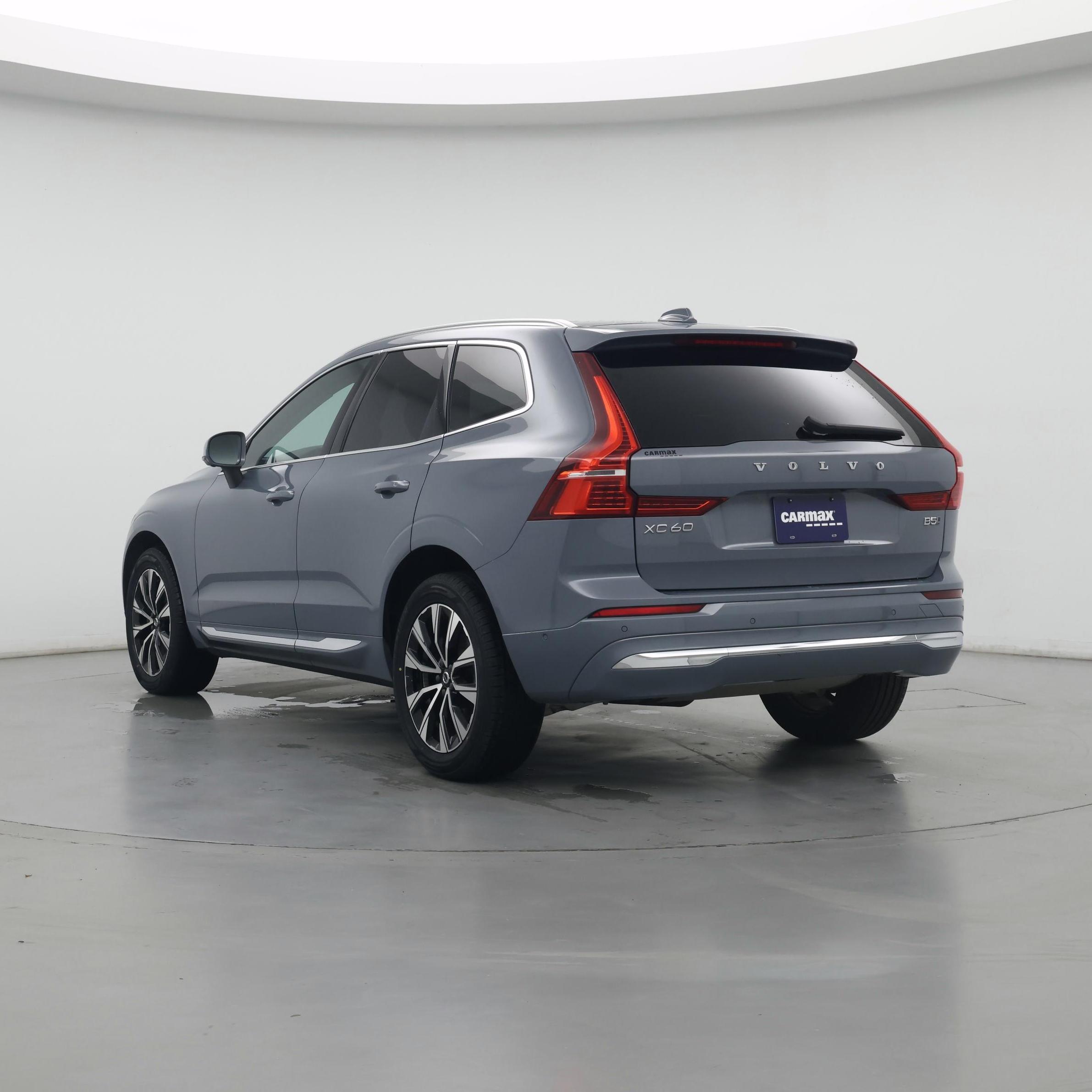 Thumbnail: 2023 Volvo XC60 - 2