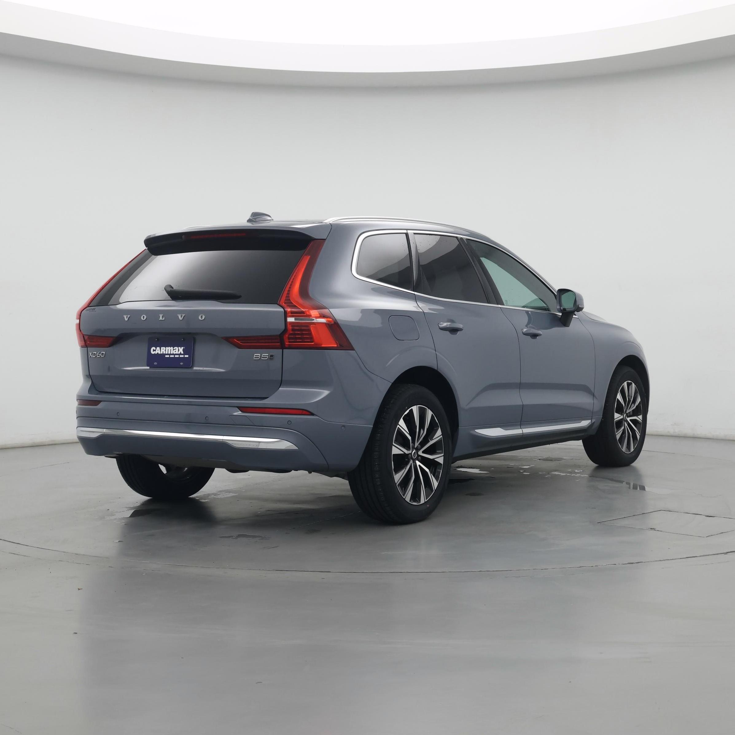 Thumbnail: 2023 Volvo XC60 - 8