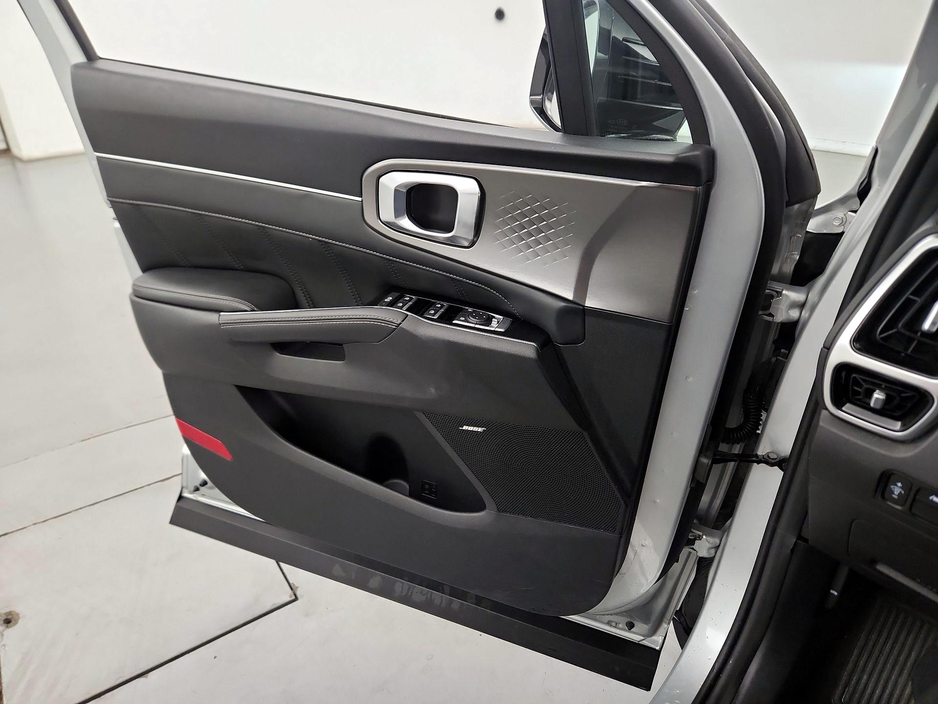 Thumbnail: 2021 Kia Sorento - 12