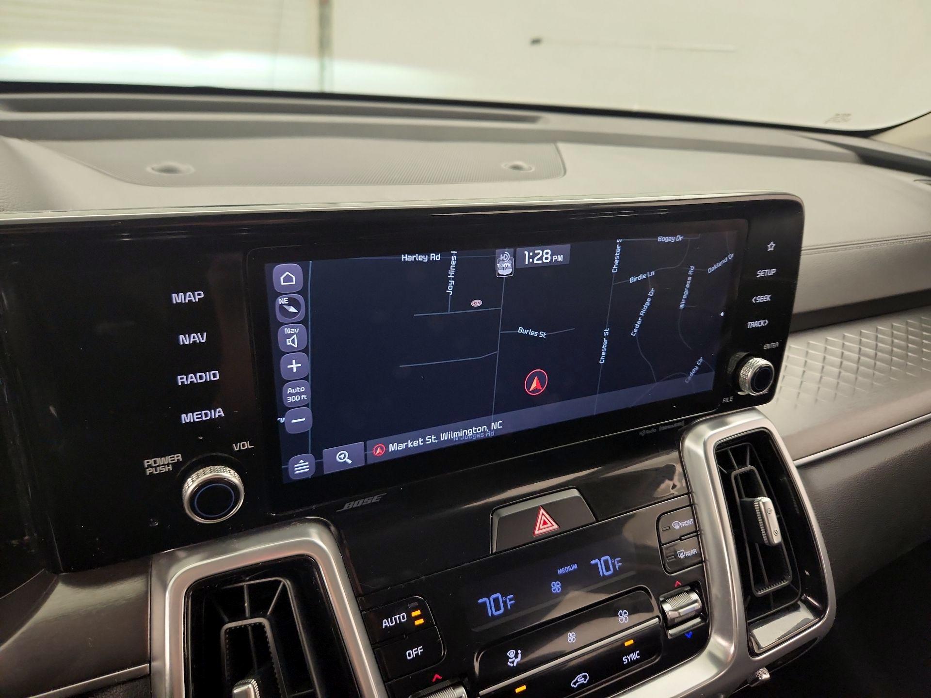 Thumbnail: 2021 Kia Sorento - 14