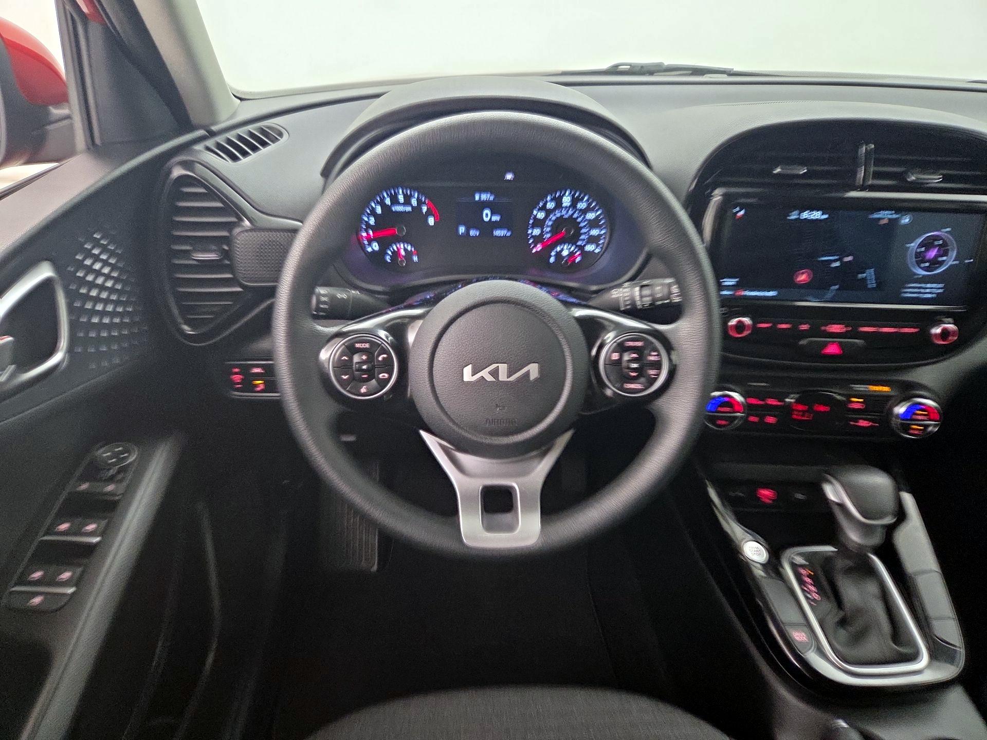 Thumbnail: 2022 Kia Soul - 10
