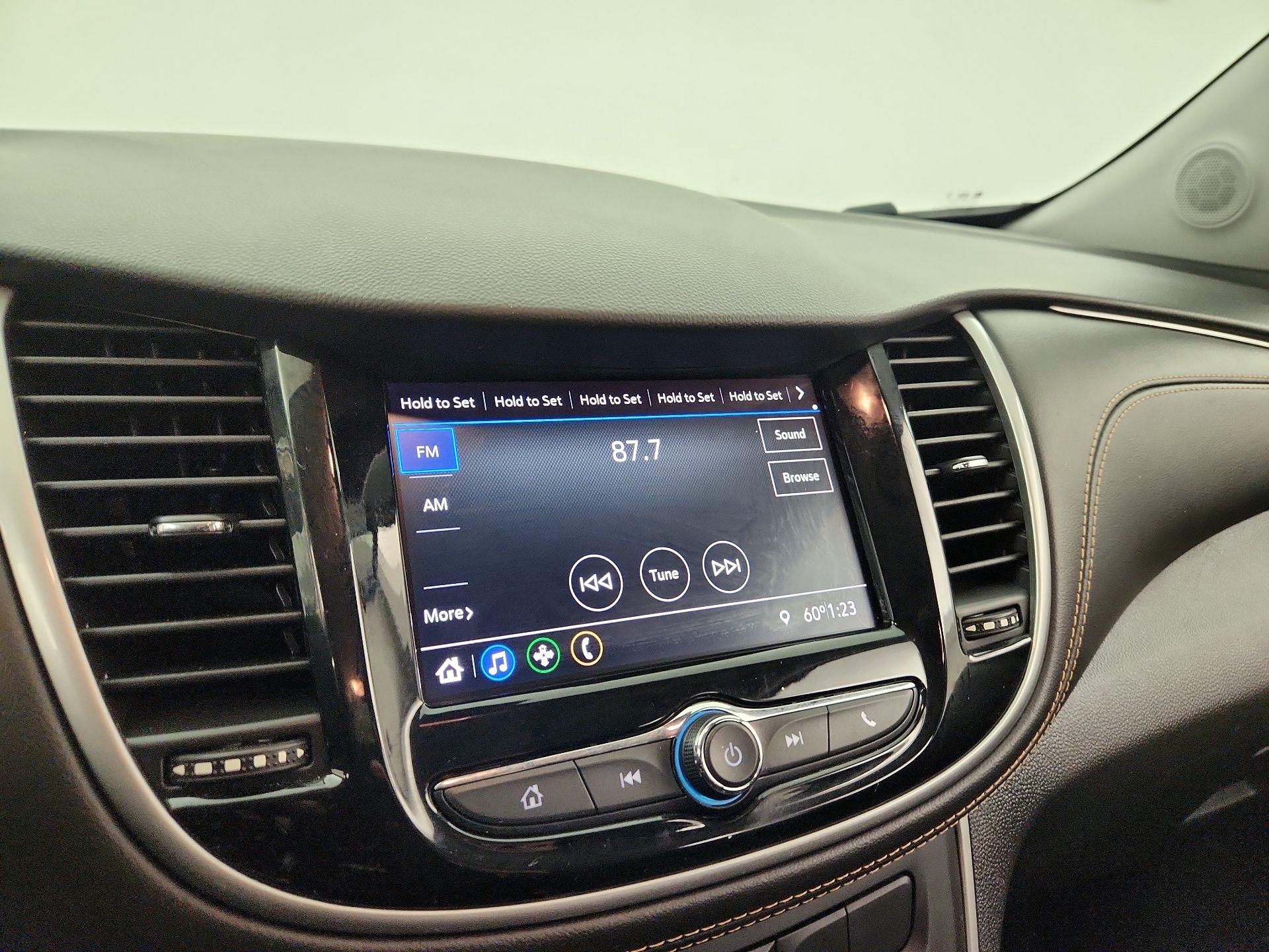 Thumbnail: 2020 Chevrolet Trax - 15