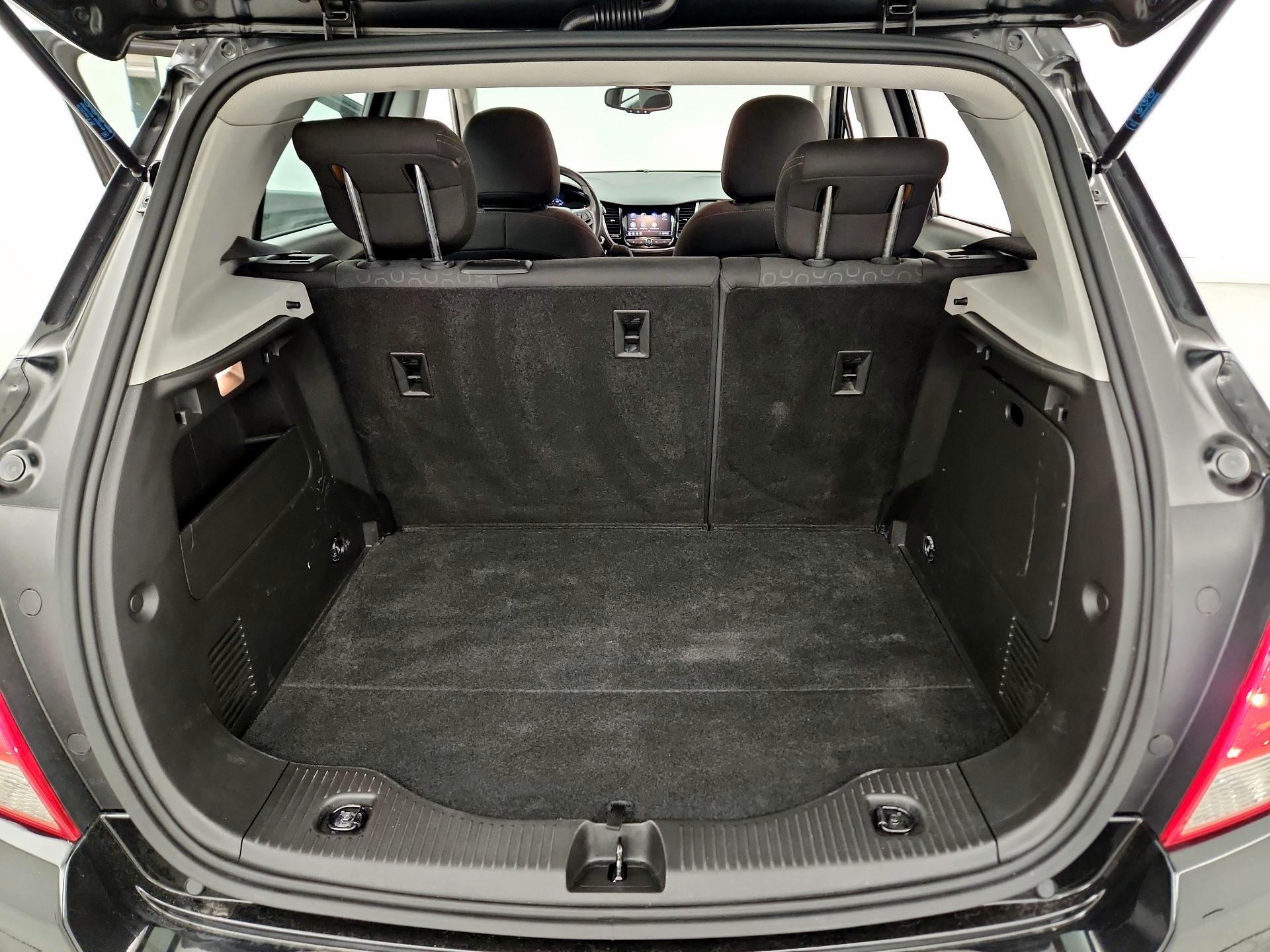 Thumbnail: 2020 Chevrolet Trax - 20