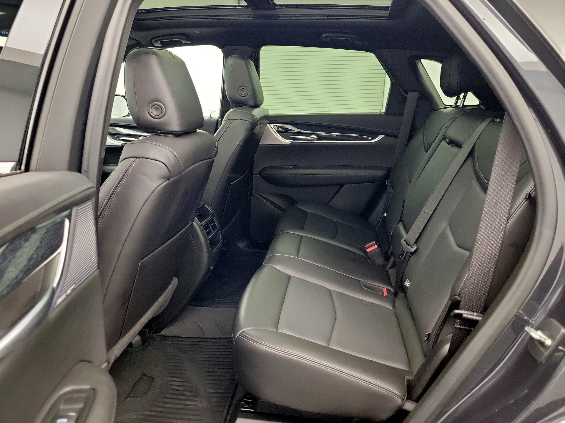 Thumbnail: 2022 Cadillac XT5 - 20