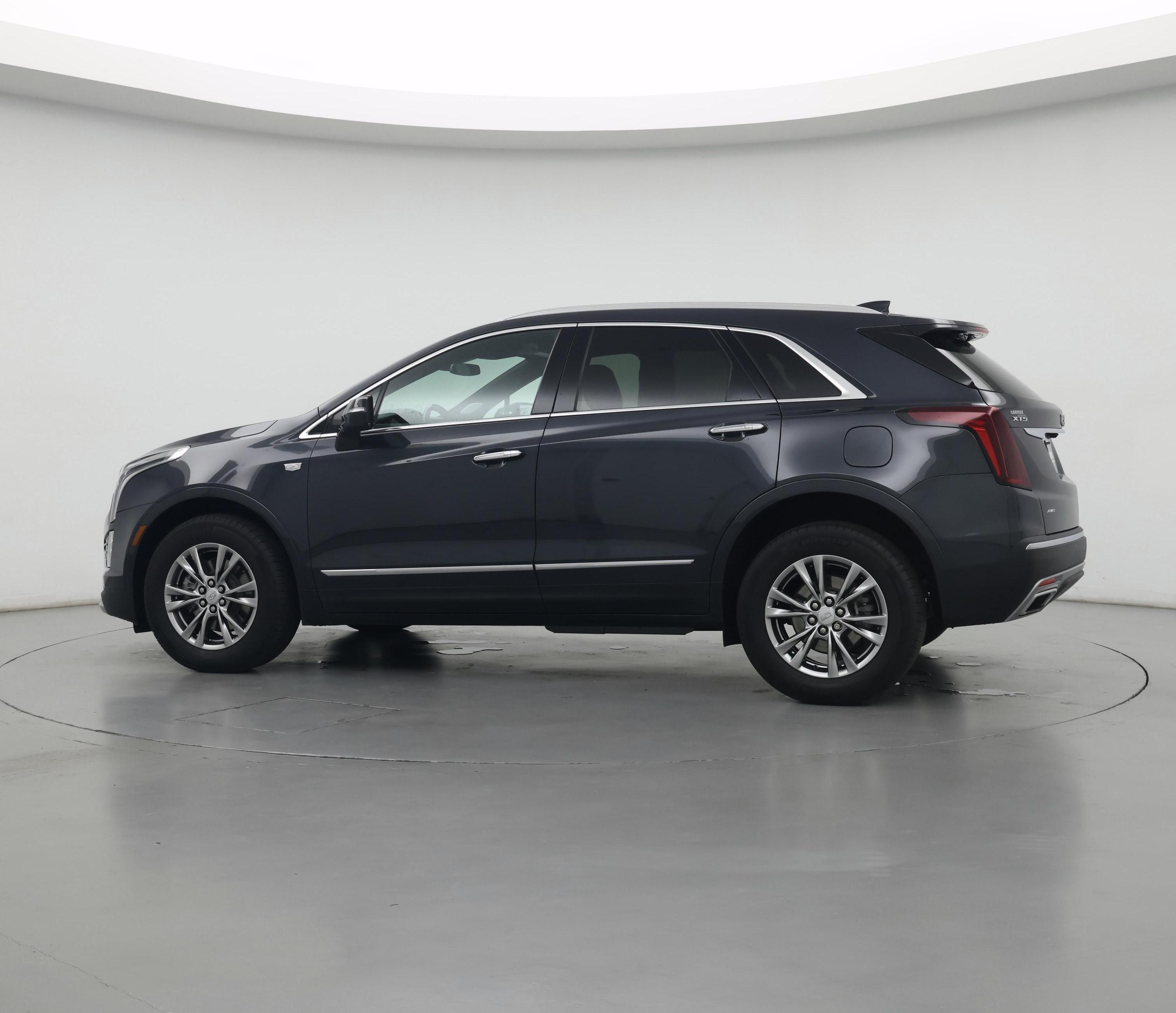 Thumbnail: 2022 Cadillac XT5 - 4
