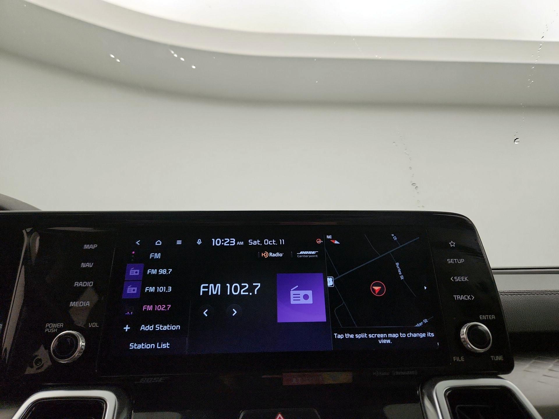Thumbnail: 2022 Kia Sorento - 16
