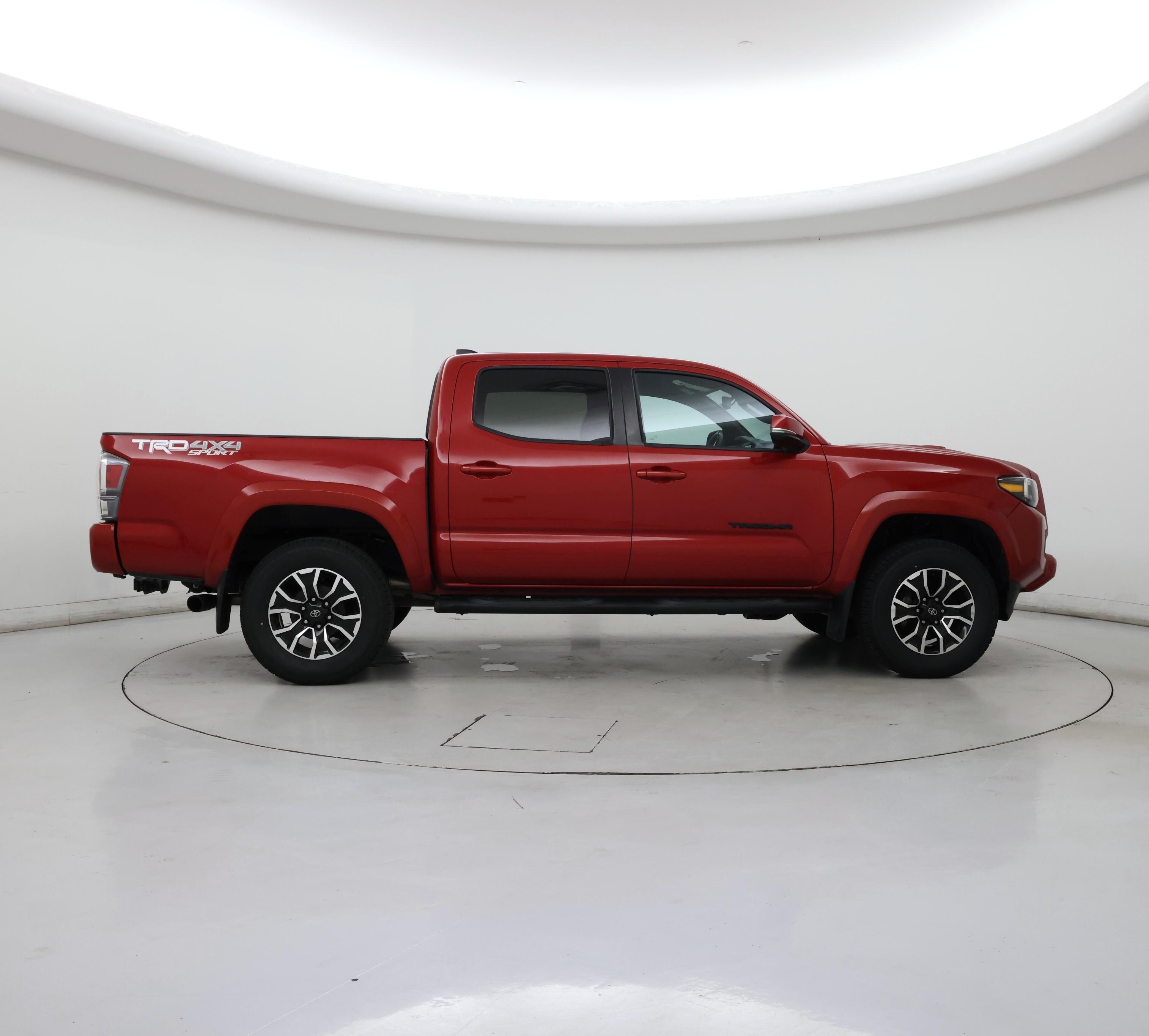 Thumbnail: 2022 Toyota Tacoma - 7