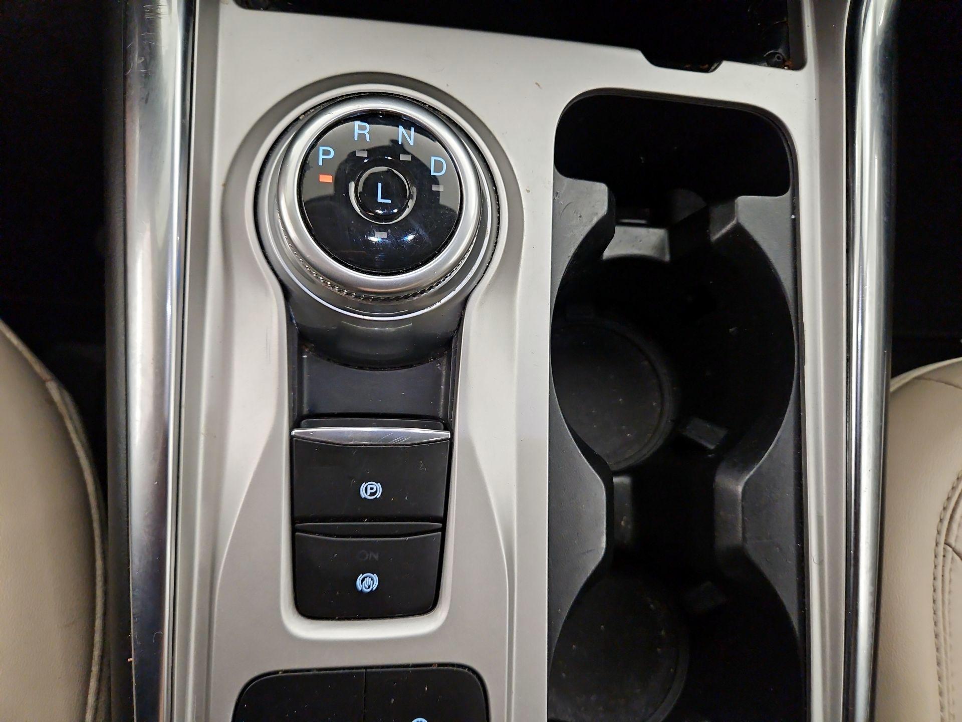 Thumbnail: 2022 Ford Explorer - 18
