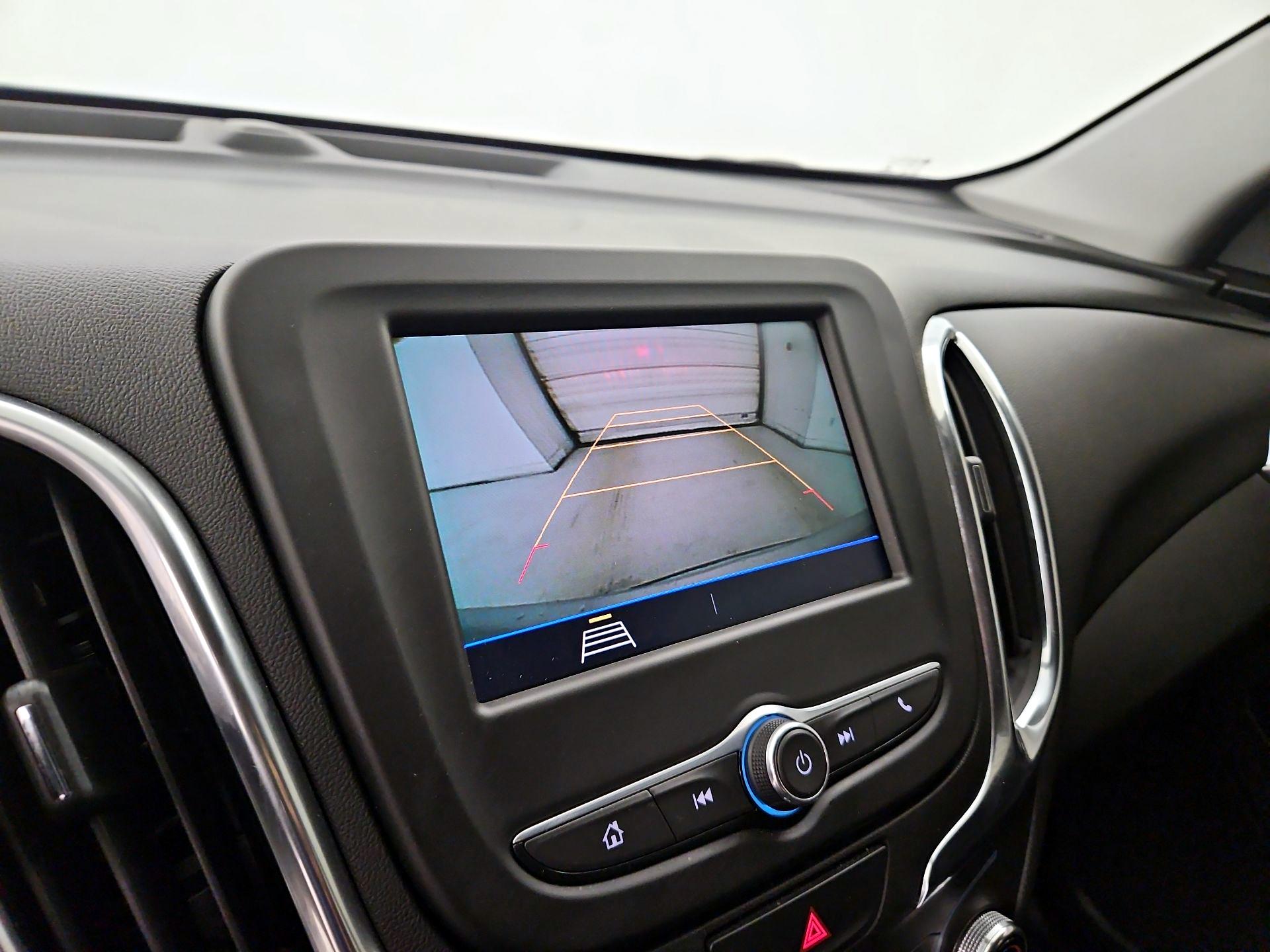 Thumbnail: 2021 Chevrolet Equinox - 14