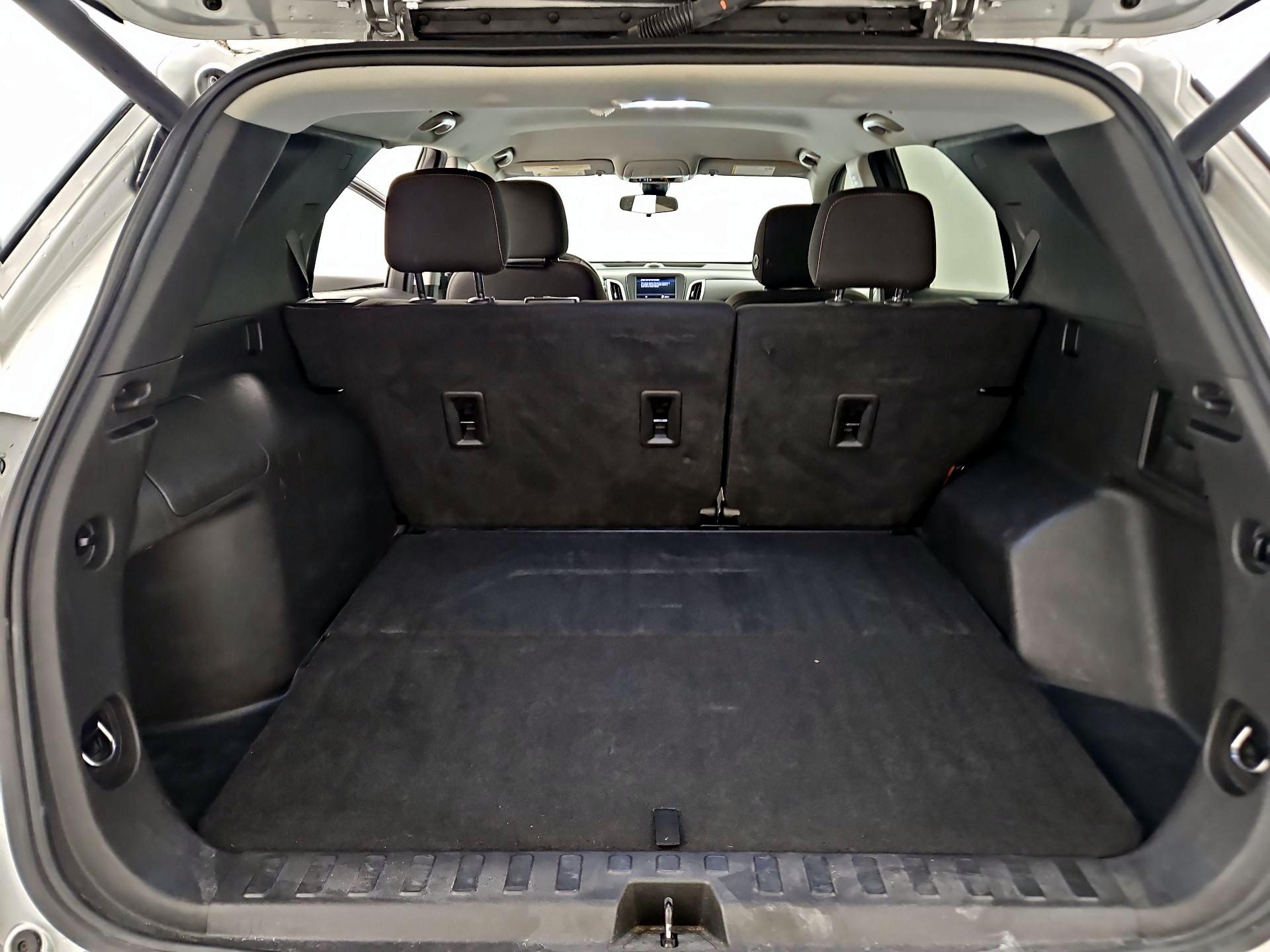 Thumbnail: 2021 Chevrolet Equinox - 20