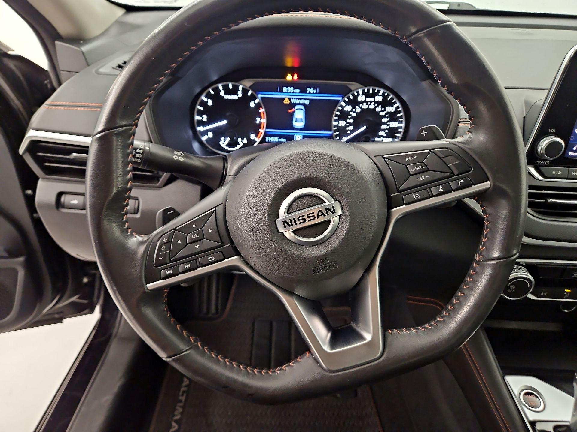Thumbnail: 2022 Nissan Altima - 10