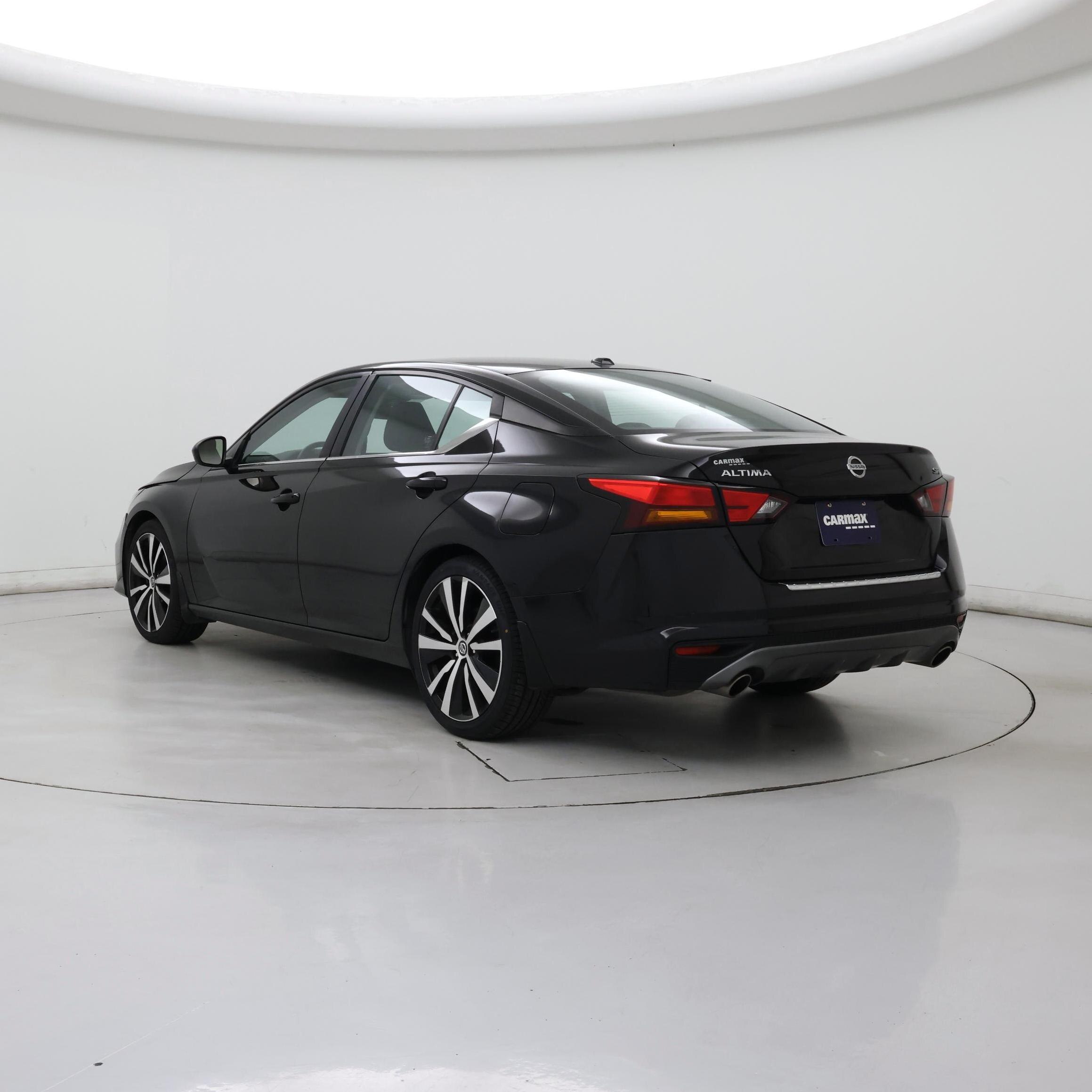 Thumbnail: 2022 Nissan Altima - 2