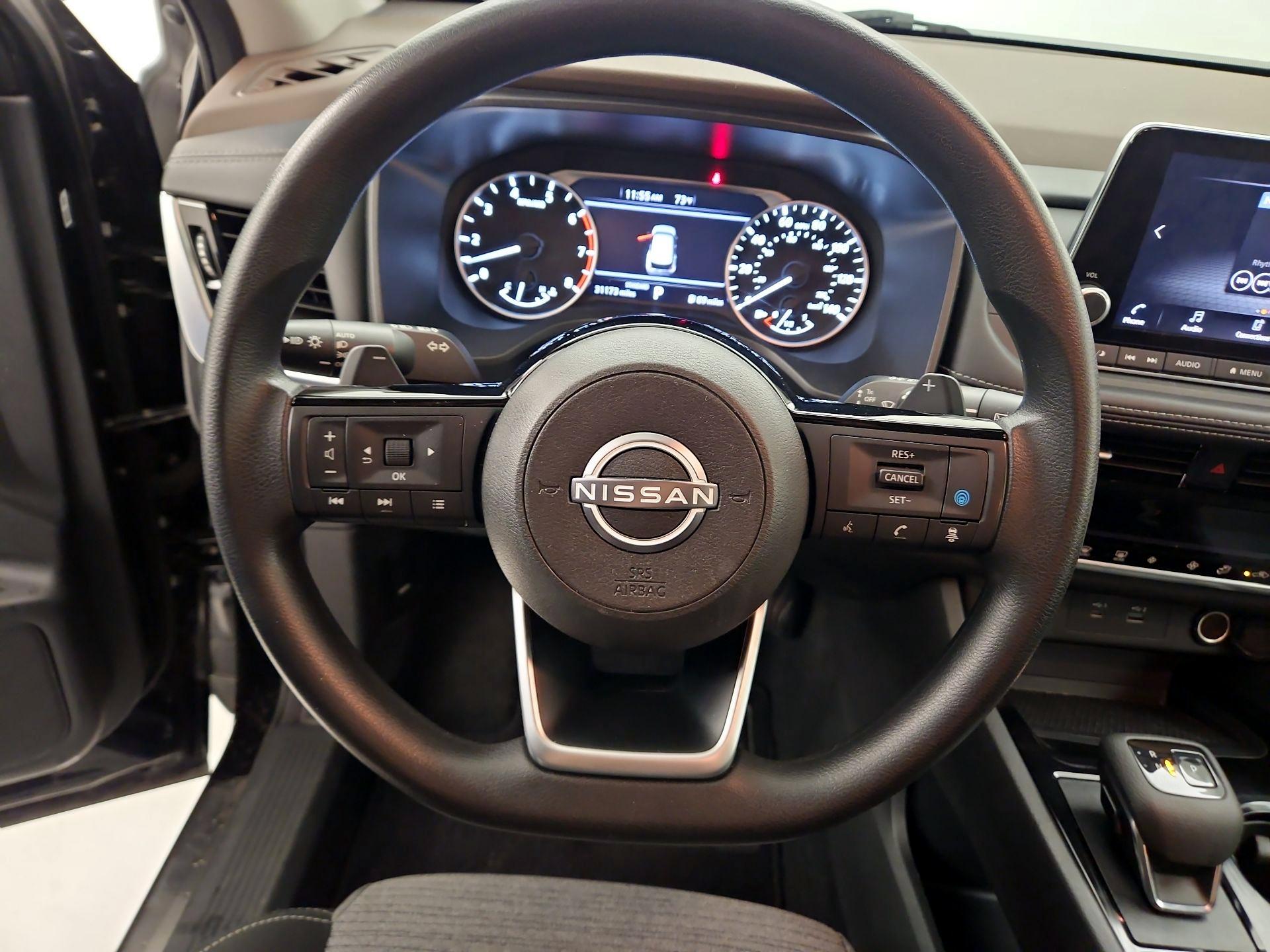 Thumbnail: 2022 Nissan Rogue - 10