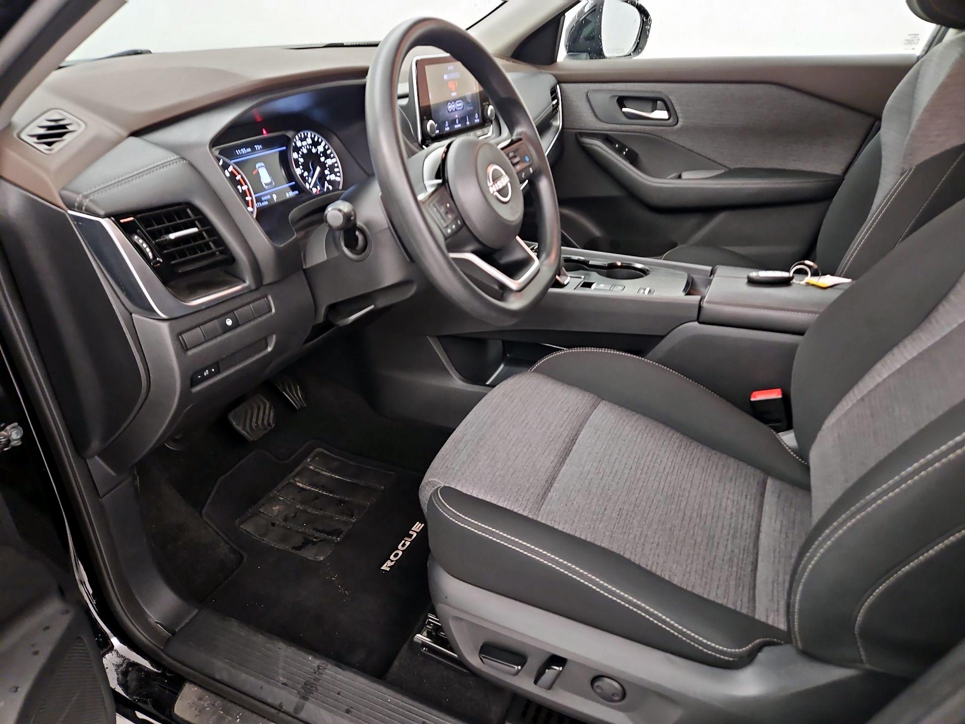Thumbnail: 2022 Nissan Rogue - 11