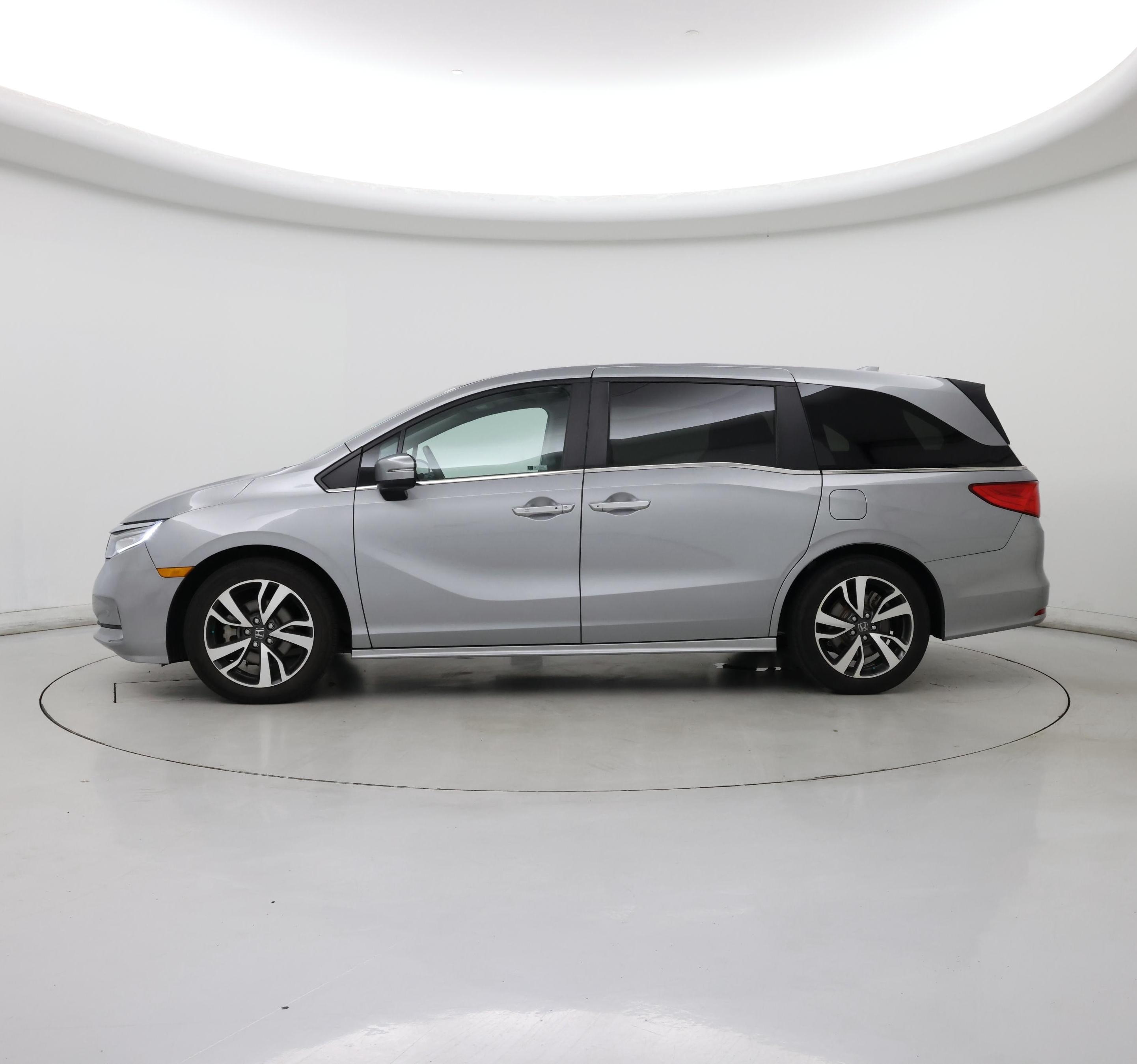 Thumbnail: 2024 Honda Odyssey - 3