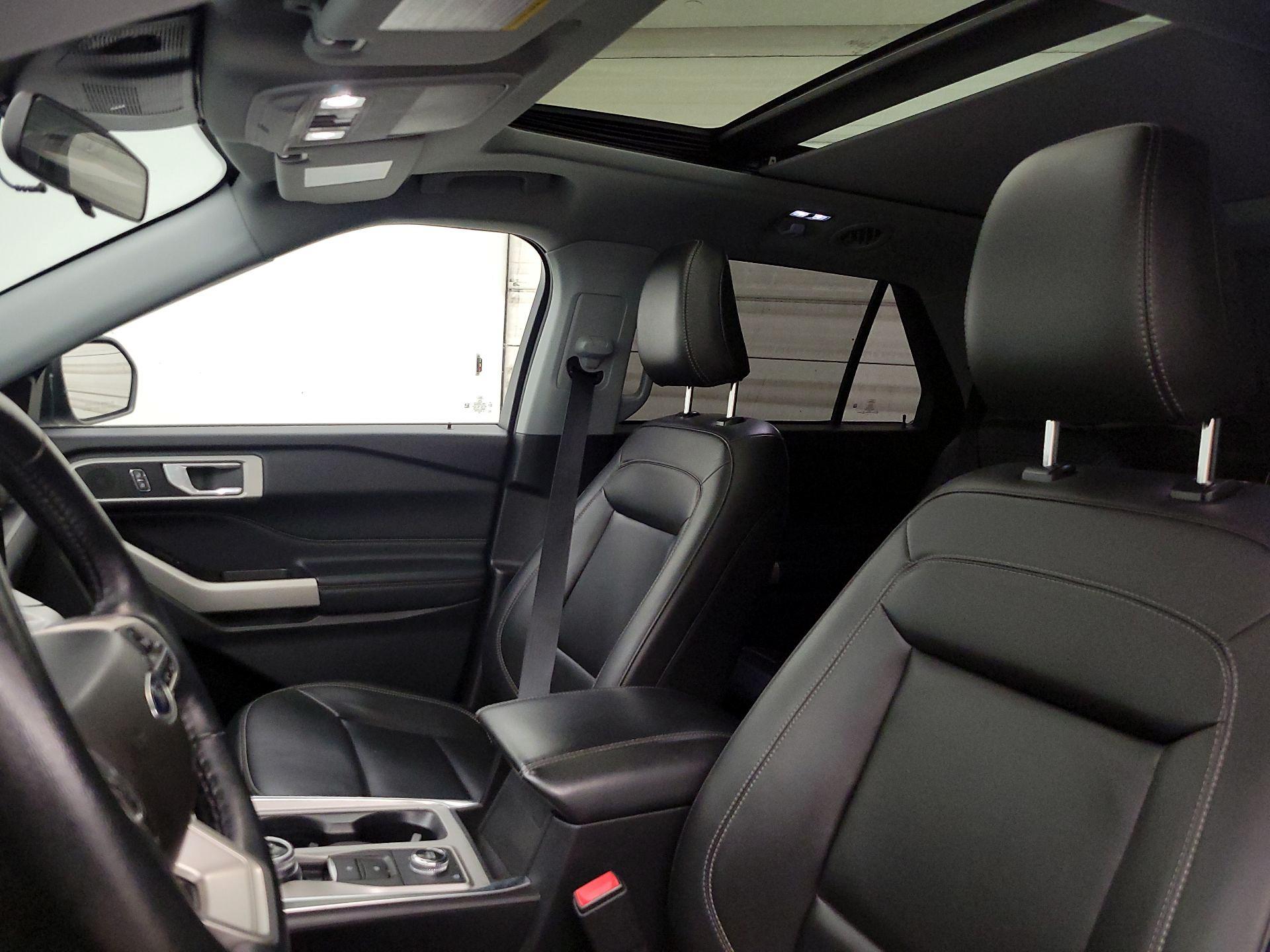 Thumbnail: 2022 Ford Explorer - 19