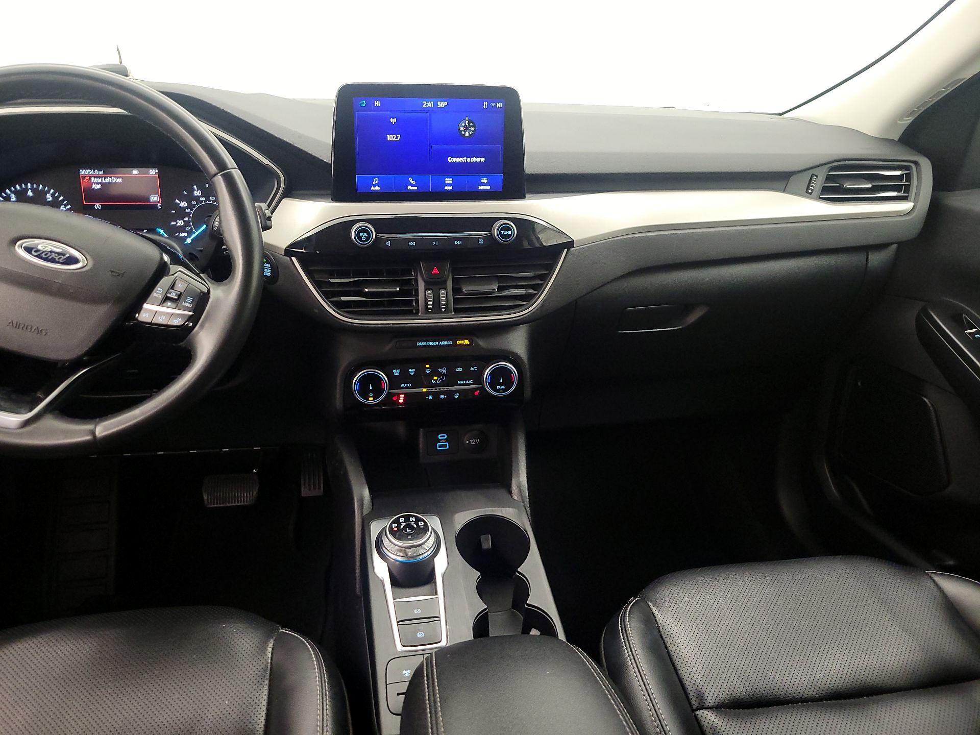 Thumbnail: 2022 Ford Escape - 9