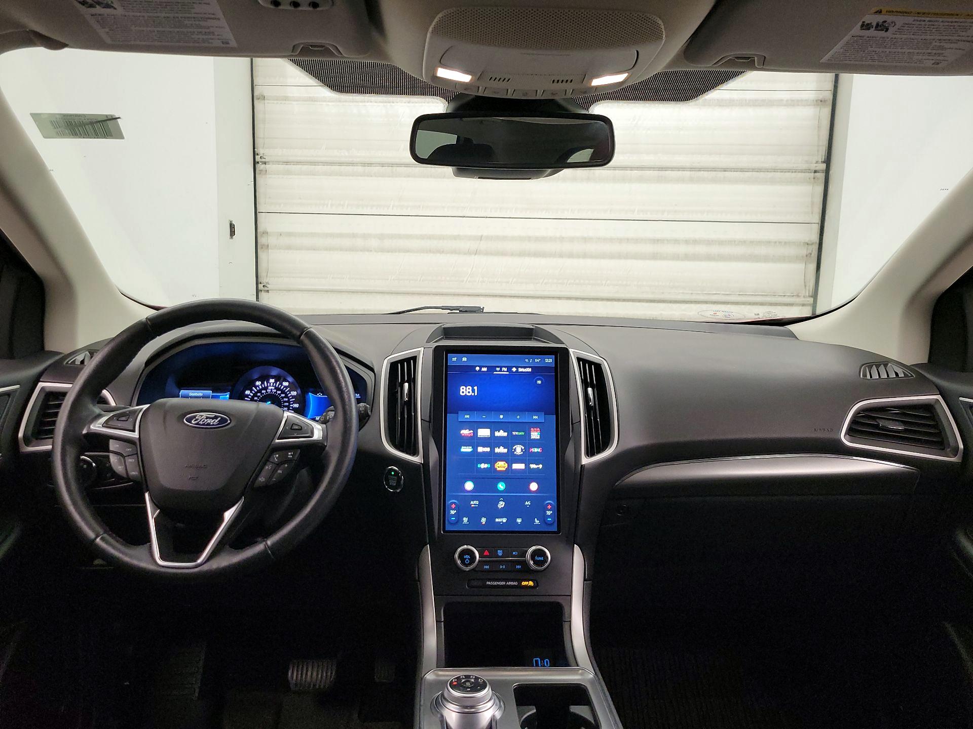 Thumbnail: 2022 Ford Edge - 9