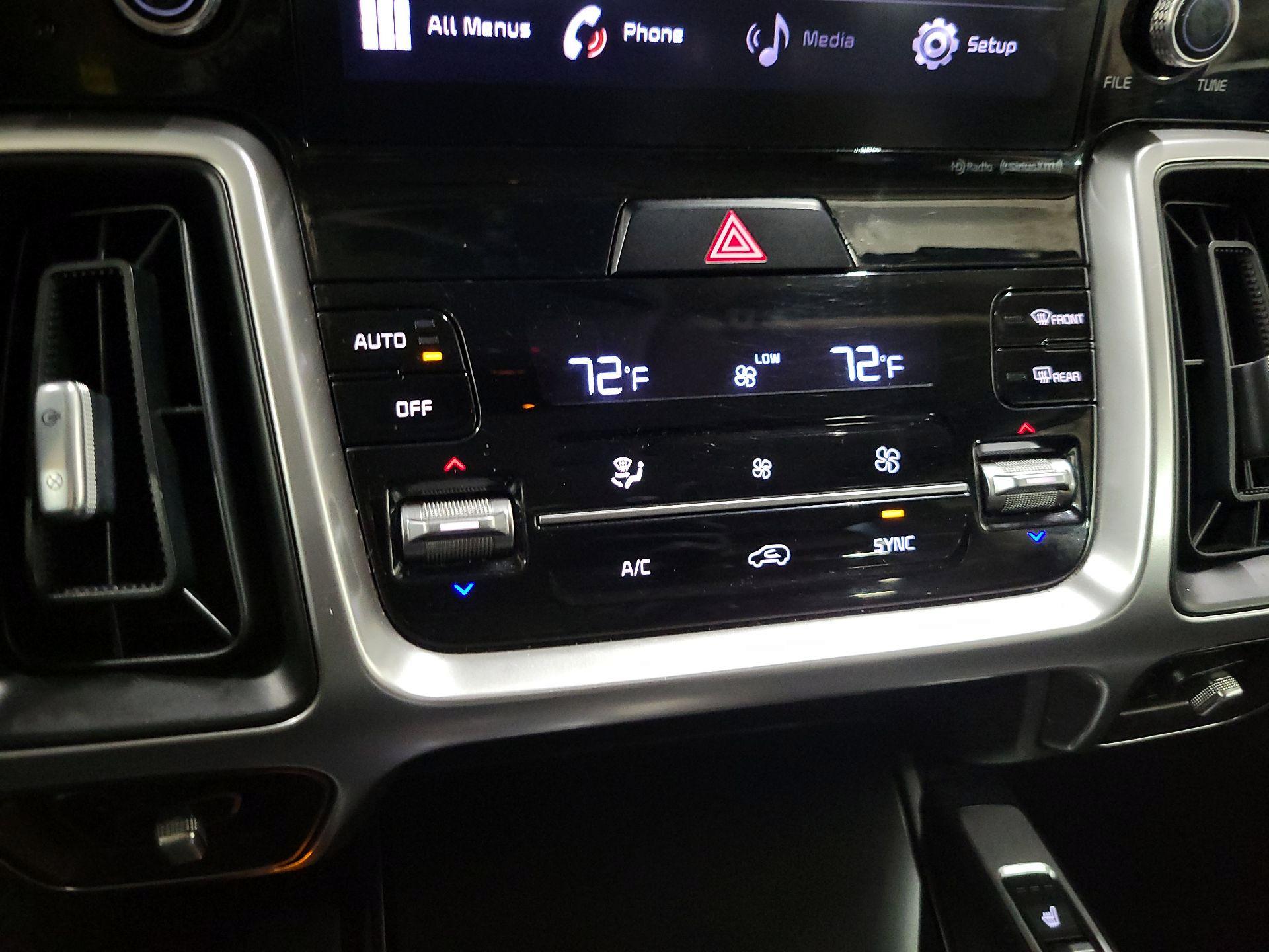 Thumbnail: 2021 Kia Sorento - 16