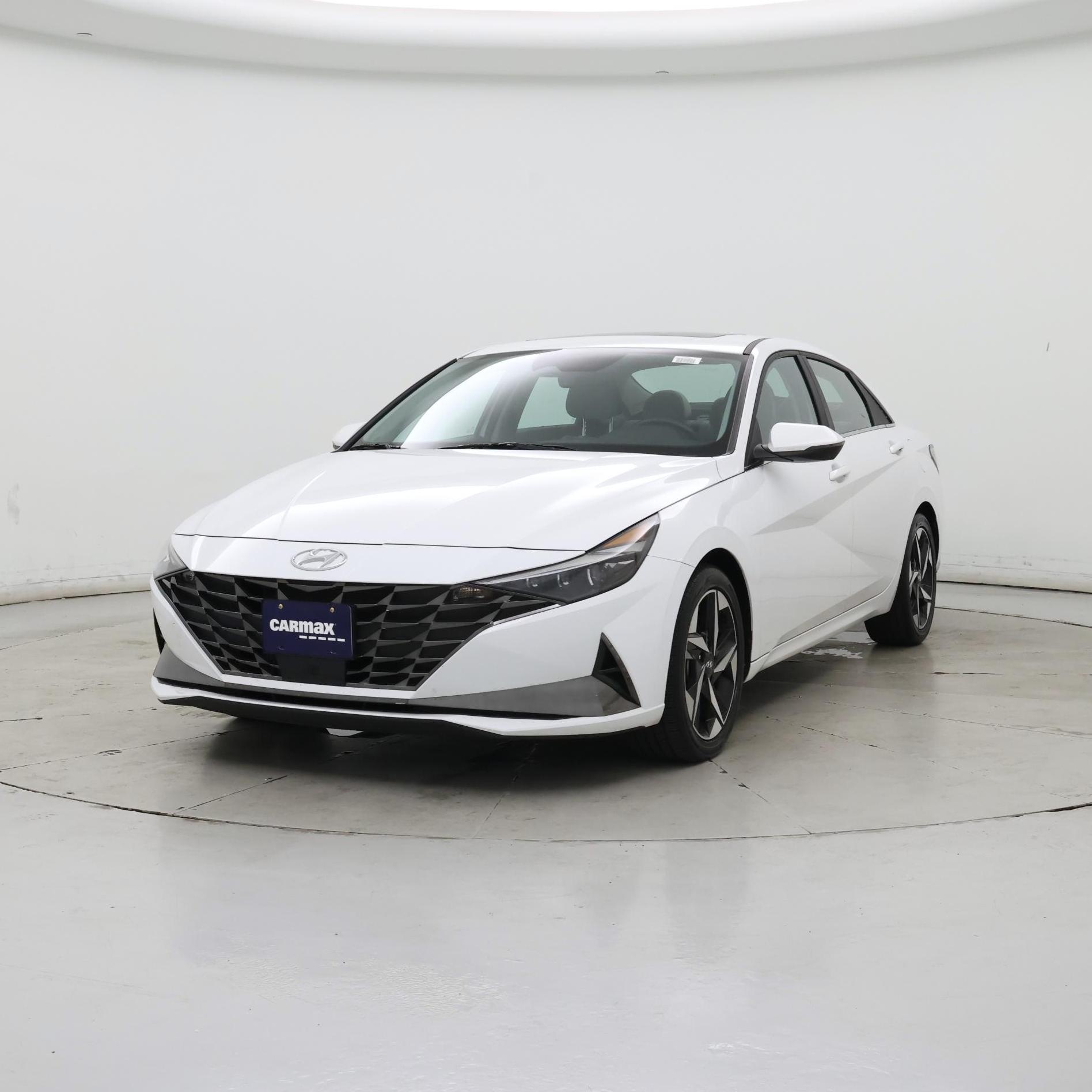 Thumbnail: 2022 Hyundai Elantra - 4