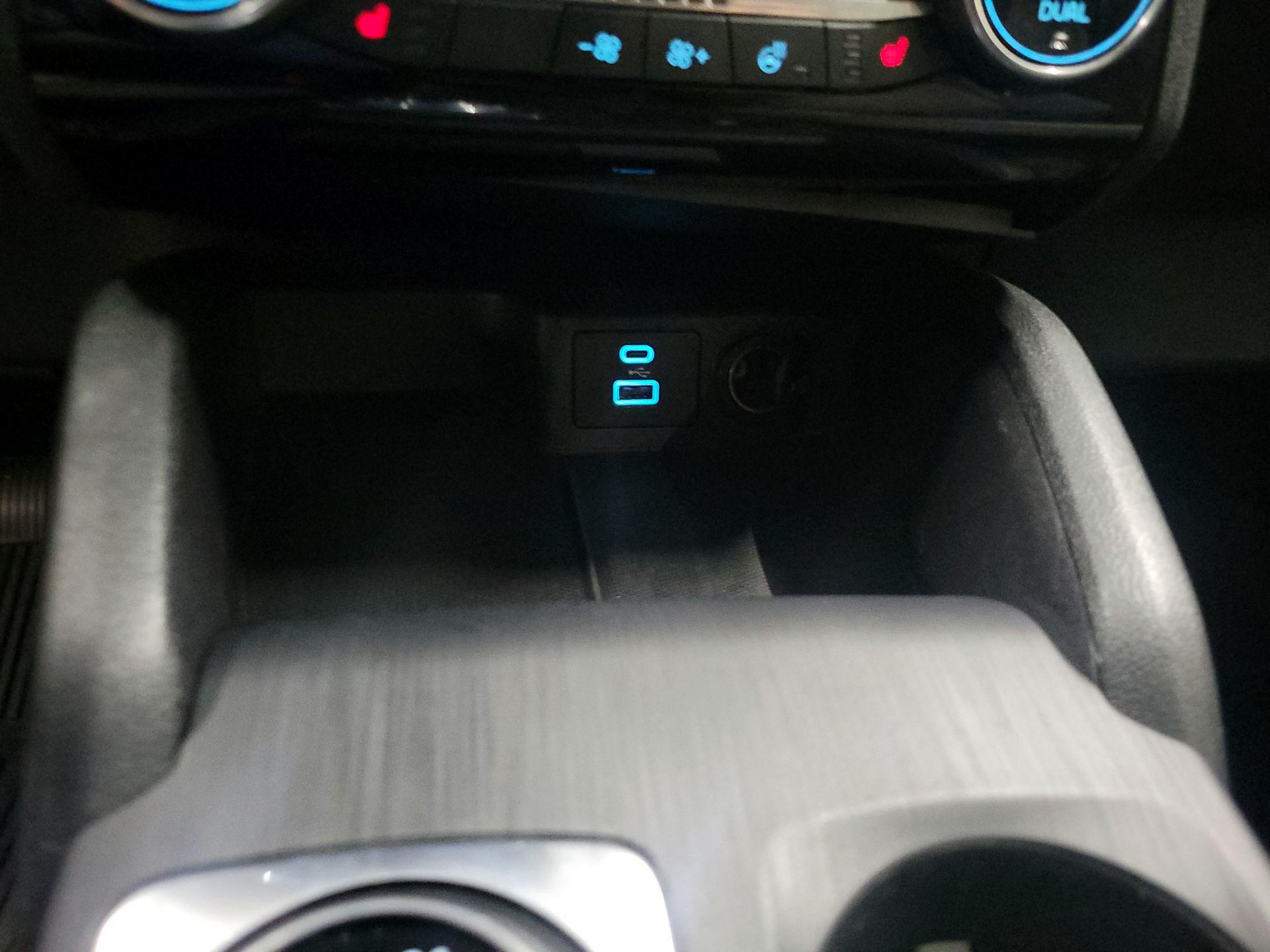 Thumbnail: 2022 Ford Escape - 18