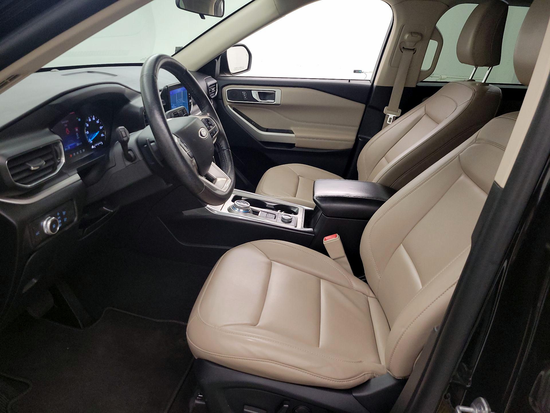 Thumbnail: 2021 Ford Explorer - 11