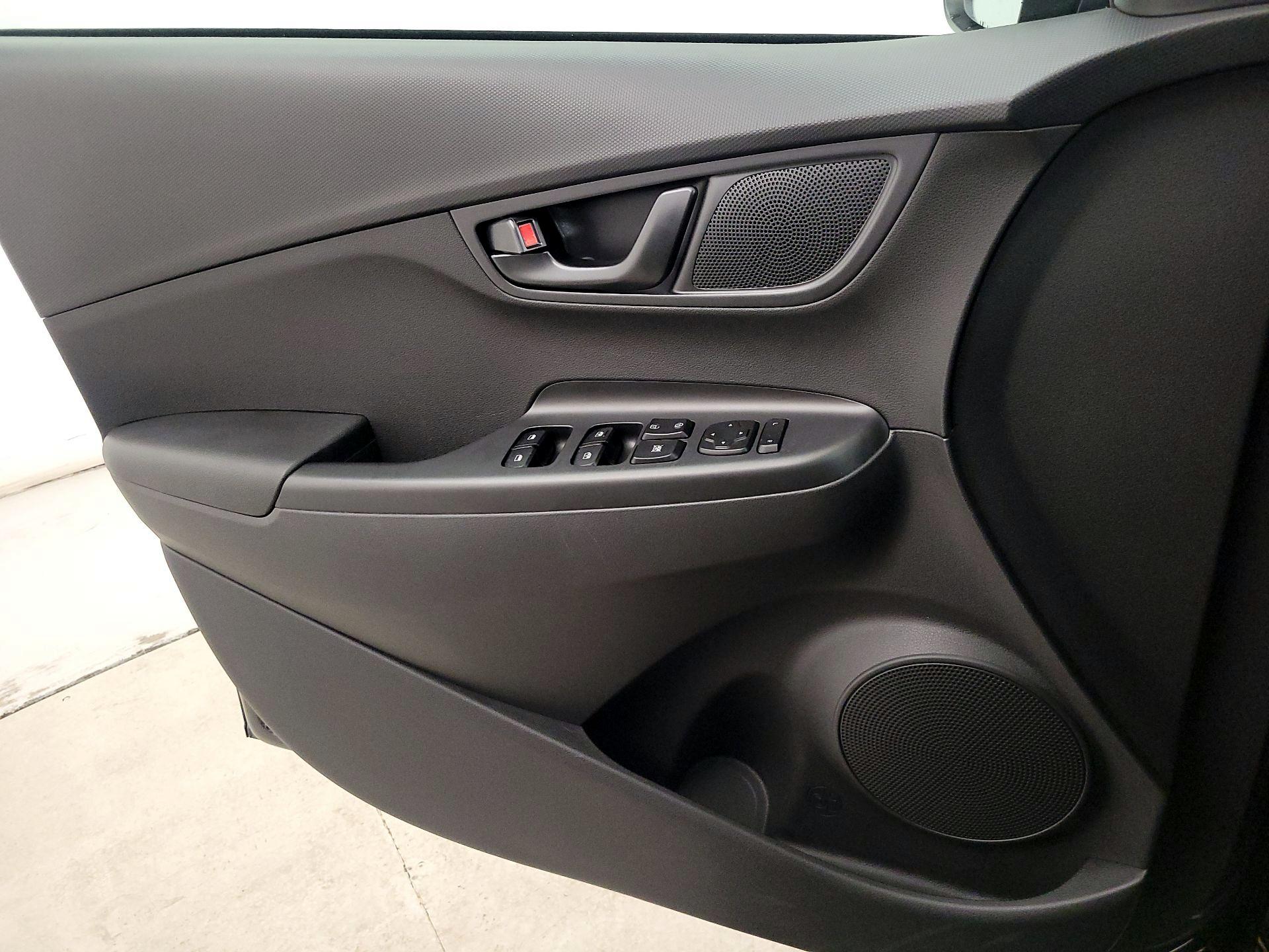 Thumbnail: 2023 Hyundai Kona - 12