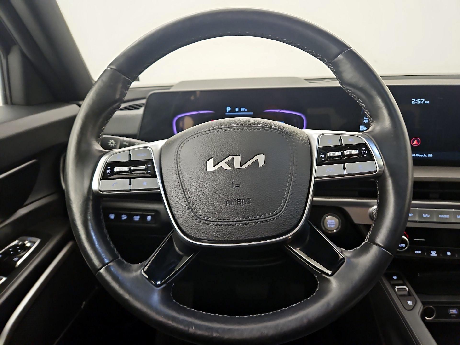 Thumbnail: 2023 Kia Telluride - 10