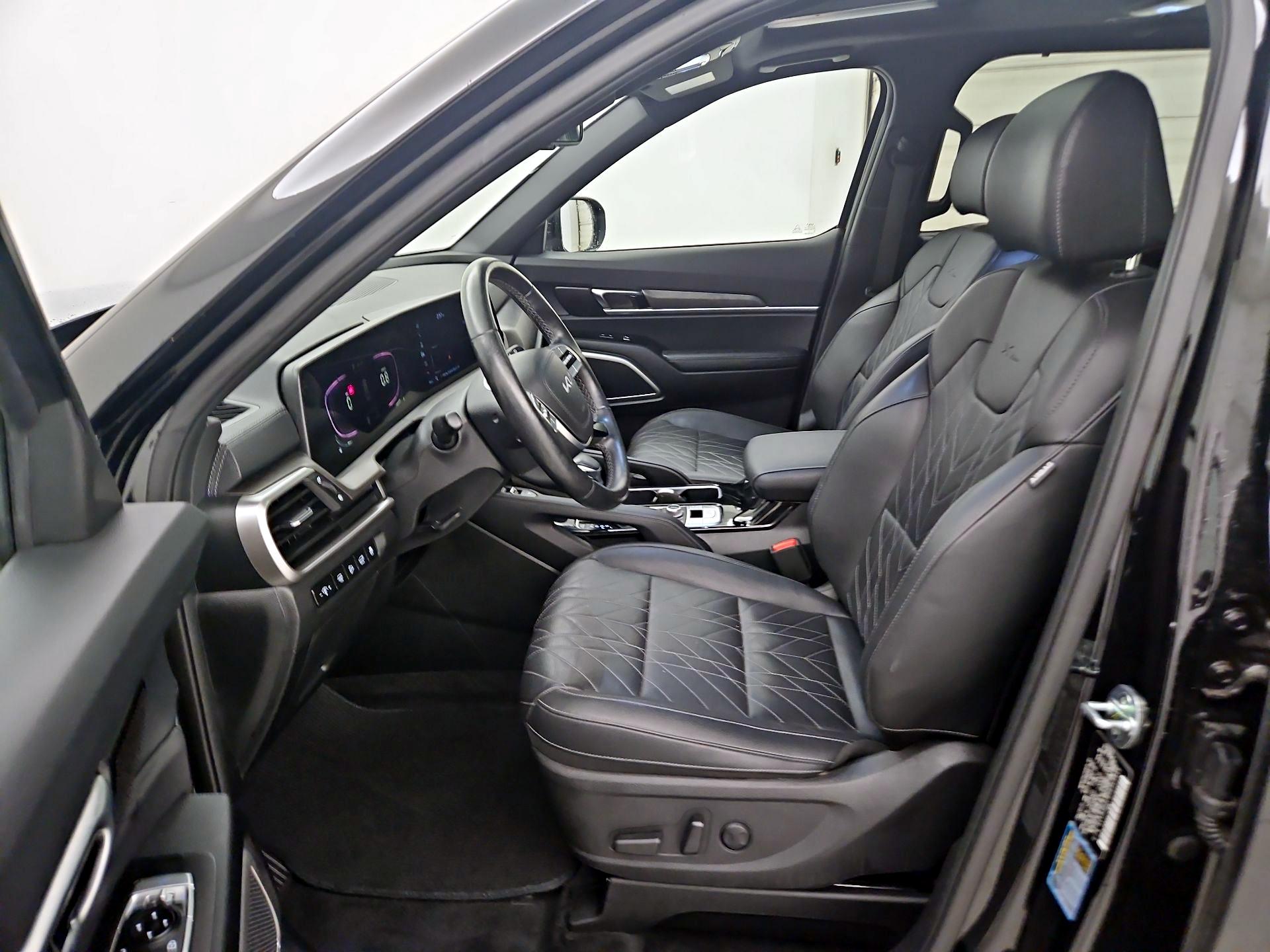 Thumbnail: 2023 Kia Telluride - 11