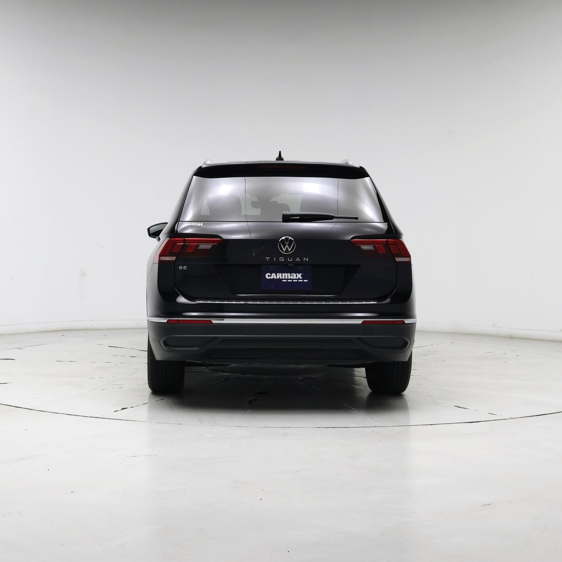 Thumbnail: 2022 Volkswagen Tiguan - 6