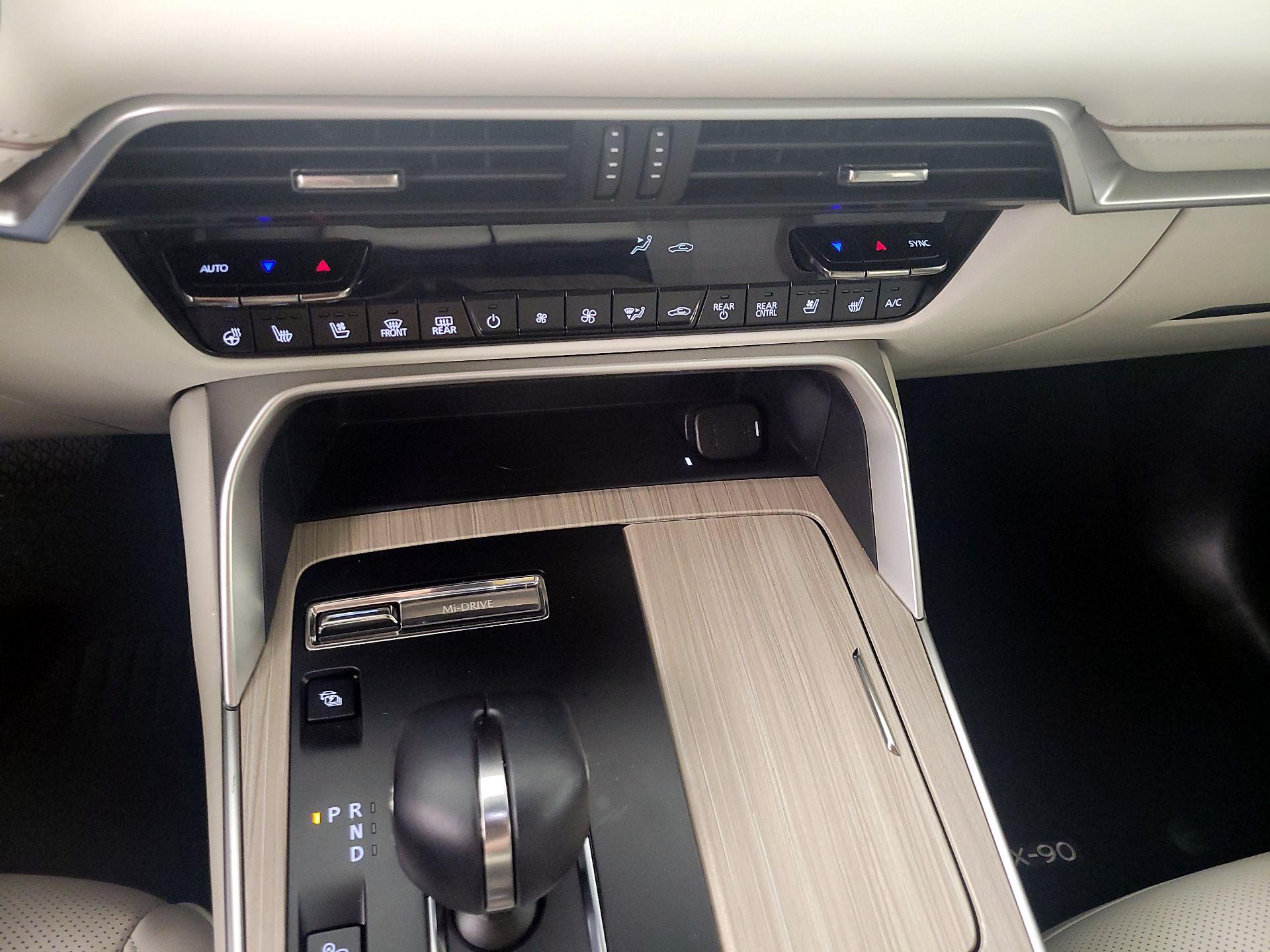 Thumbnail: 2024 Mazda CX-90 - 17