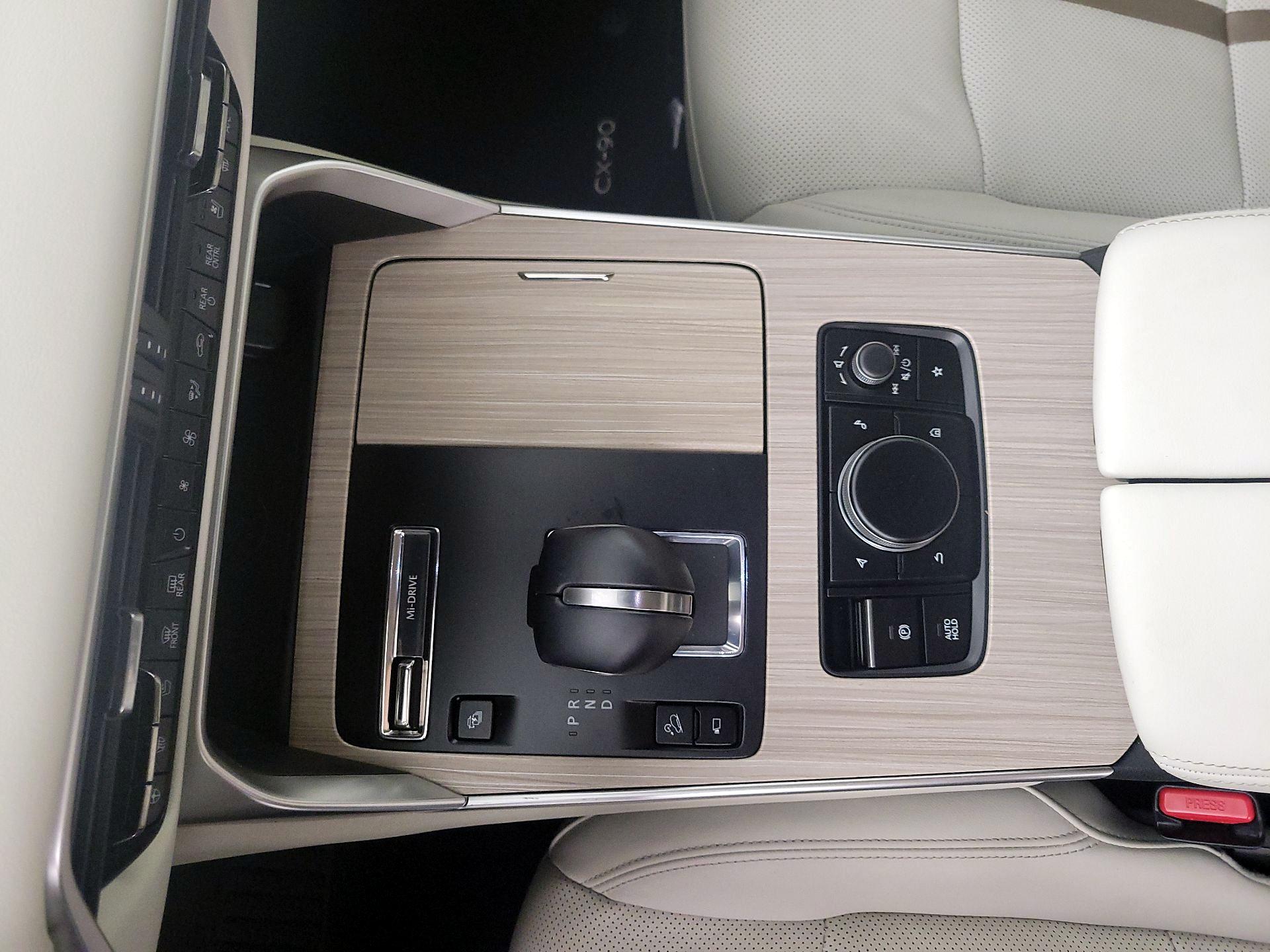 Thumbnail: 2024 Mazda CX-90 - 18