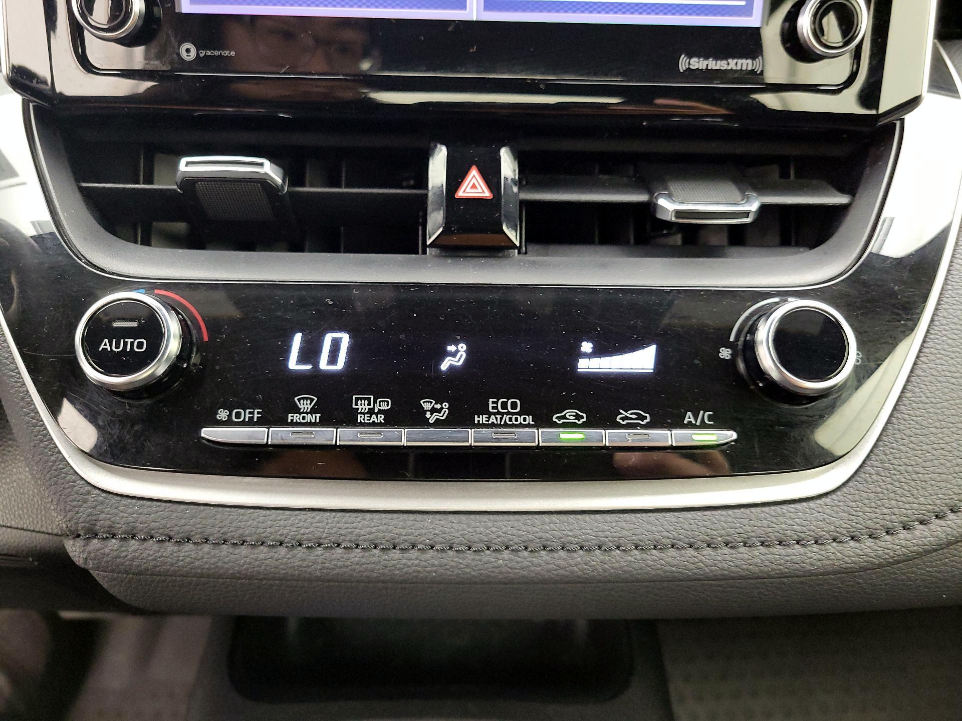 Thumbnail: 2021 Toyota Corolla - 16