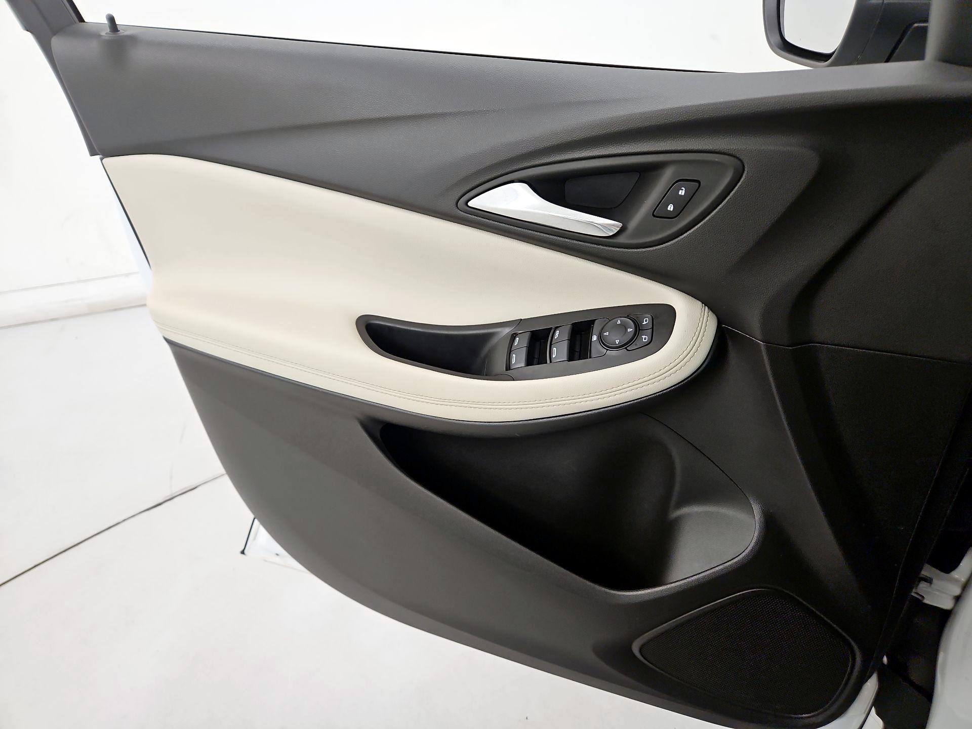 Thumbnail: 2023 Buick Encore GX - 12