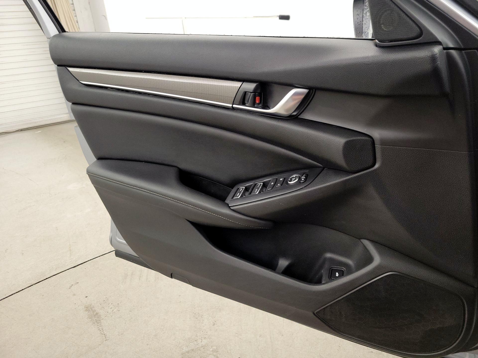 Thumbnail: 2021 Honda Accord - 12