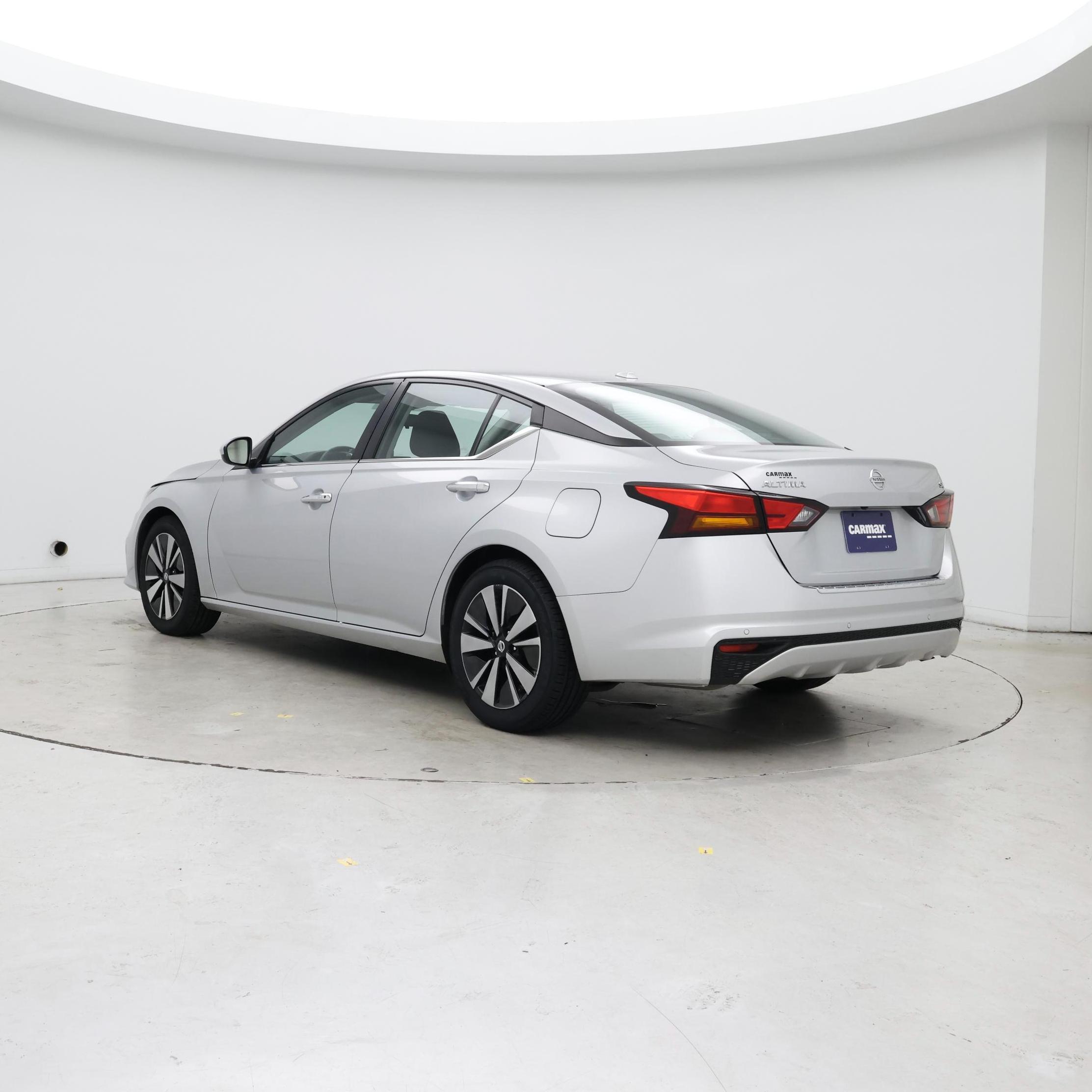 Thumbnail: 2022 Nissan Altima - 2