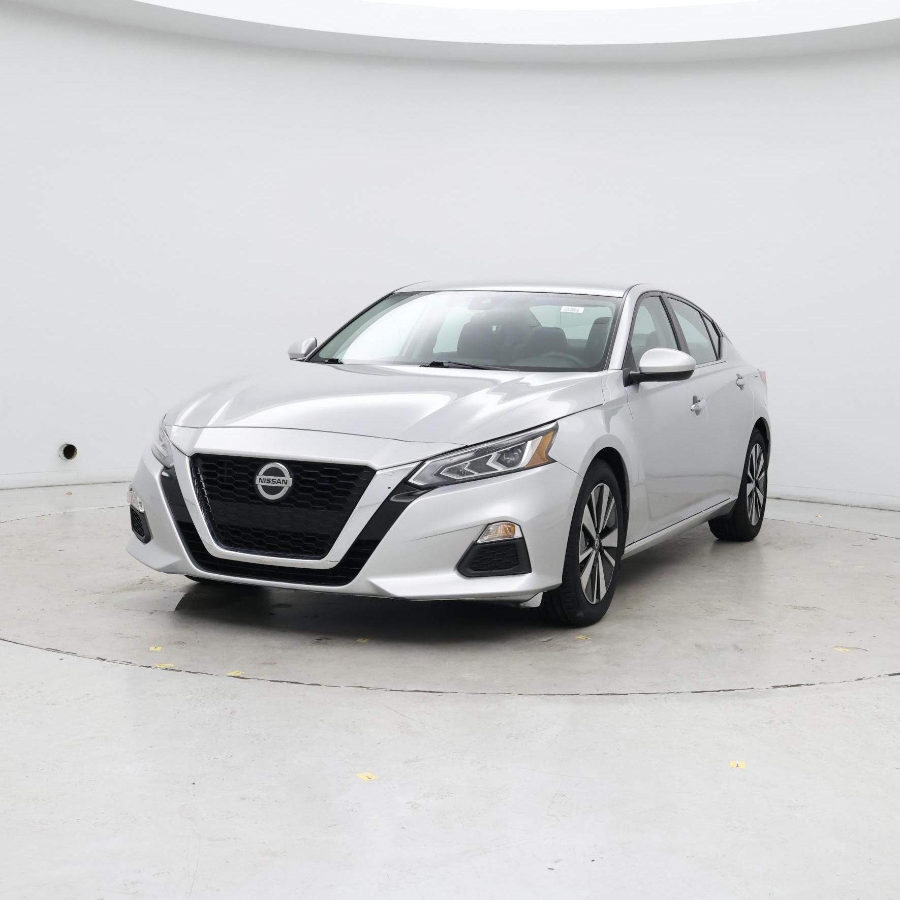 Thumbnail: 2022 Nissan Altima - 4