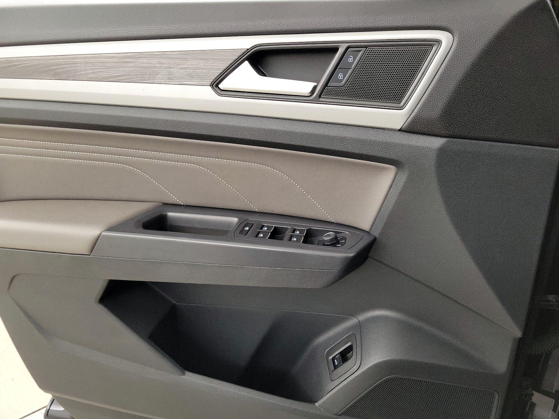 Thumbnail: 2021 Volkswagen Atlas - 12