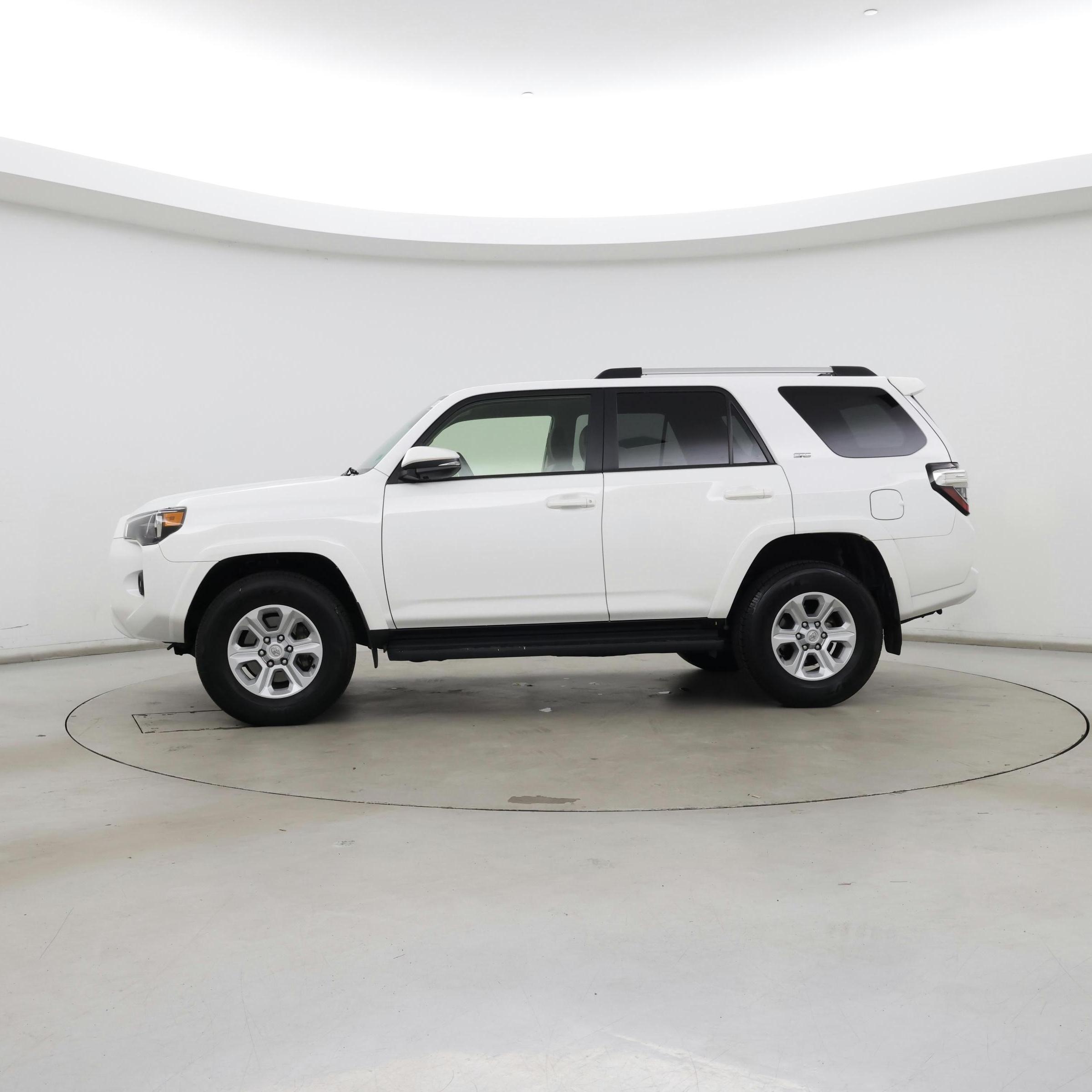 Thumbnail: 2024 Toyota 4Runner - 3