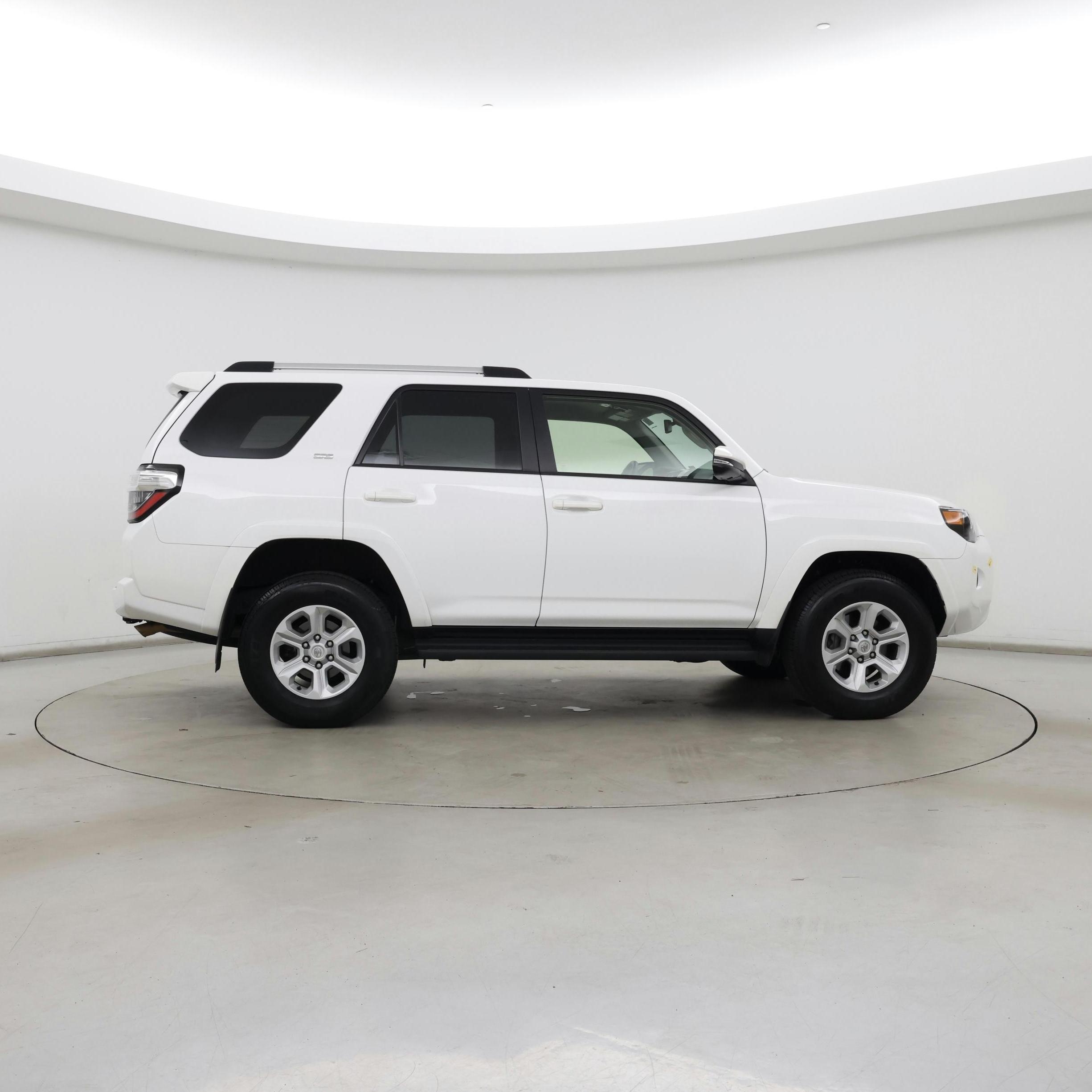 Thumbnail: 2024 Toyota 4Runner - 7