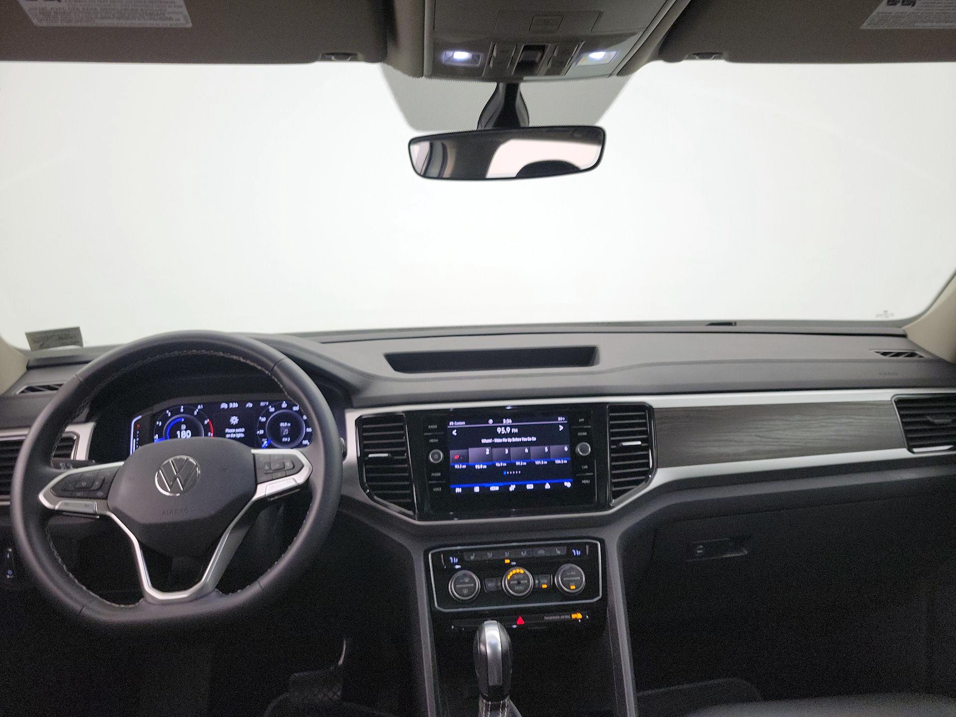 Thumbnail: 2023 Volkswagen Atlas - 9