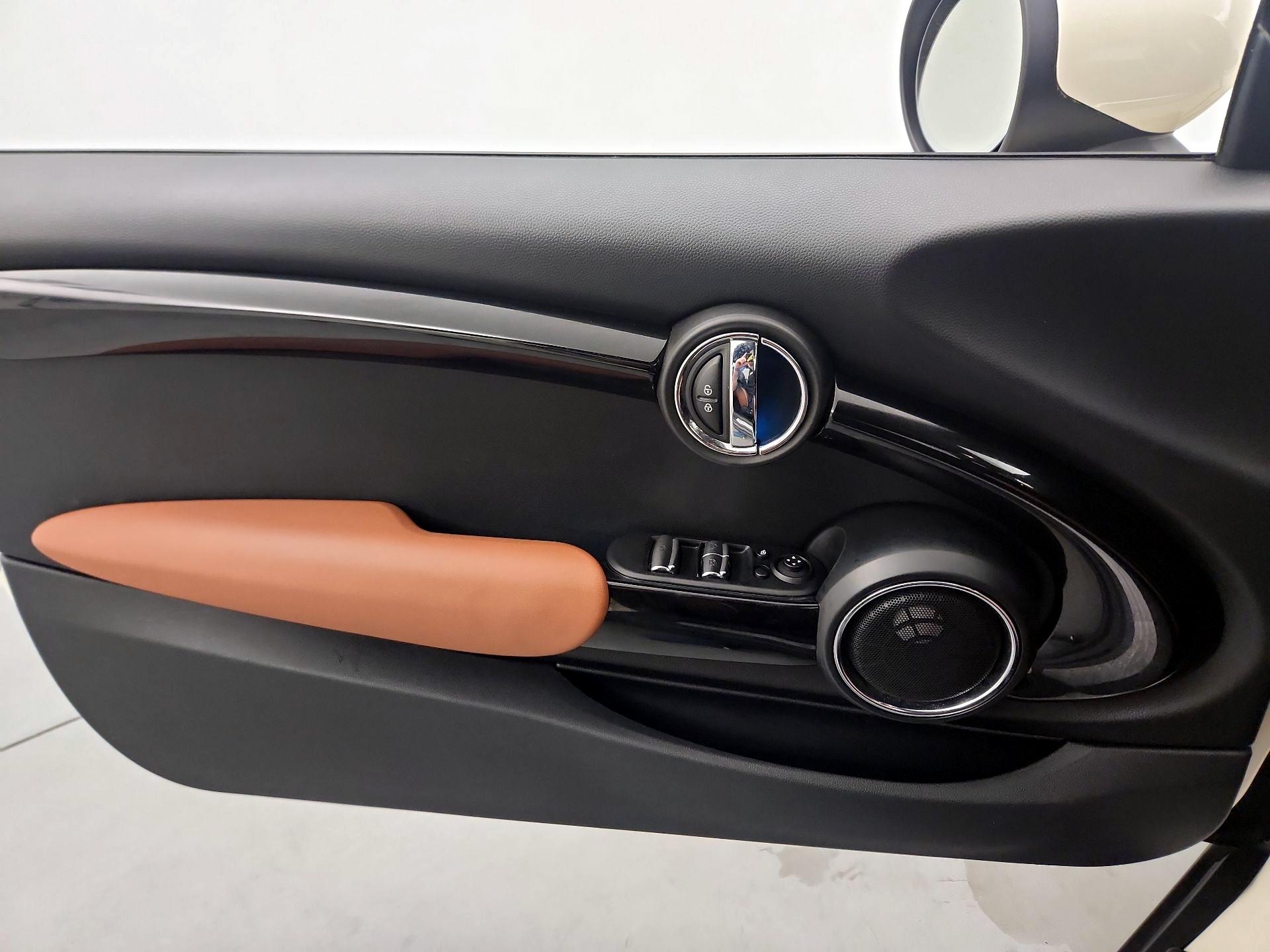 Thumbnail: 2020 MINI Cooper - 12