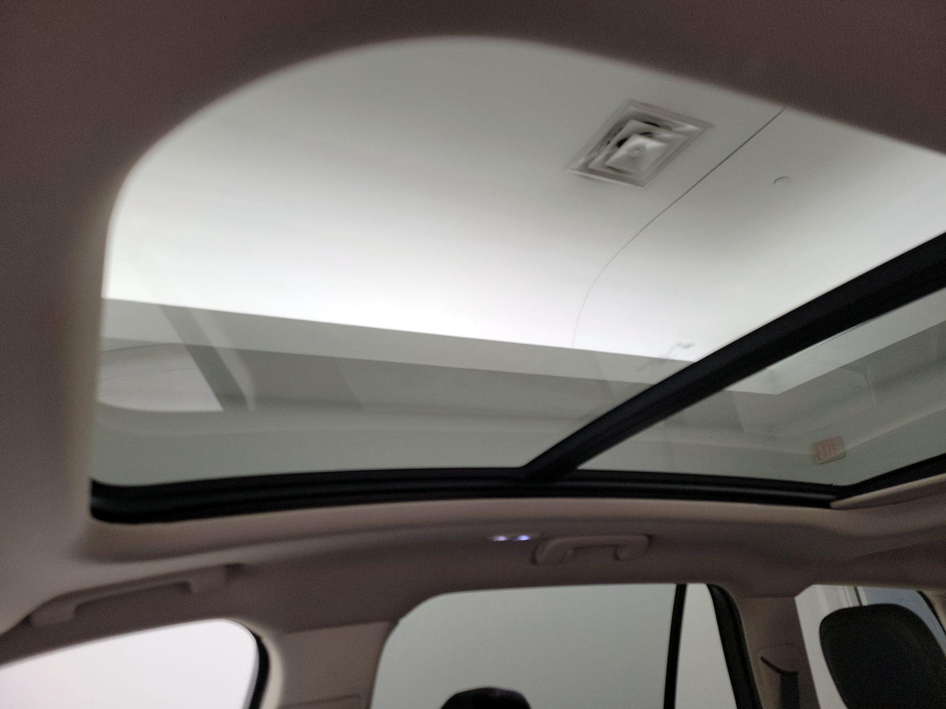 Thumbnail: 2022 Lincoln Aviator - 20