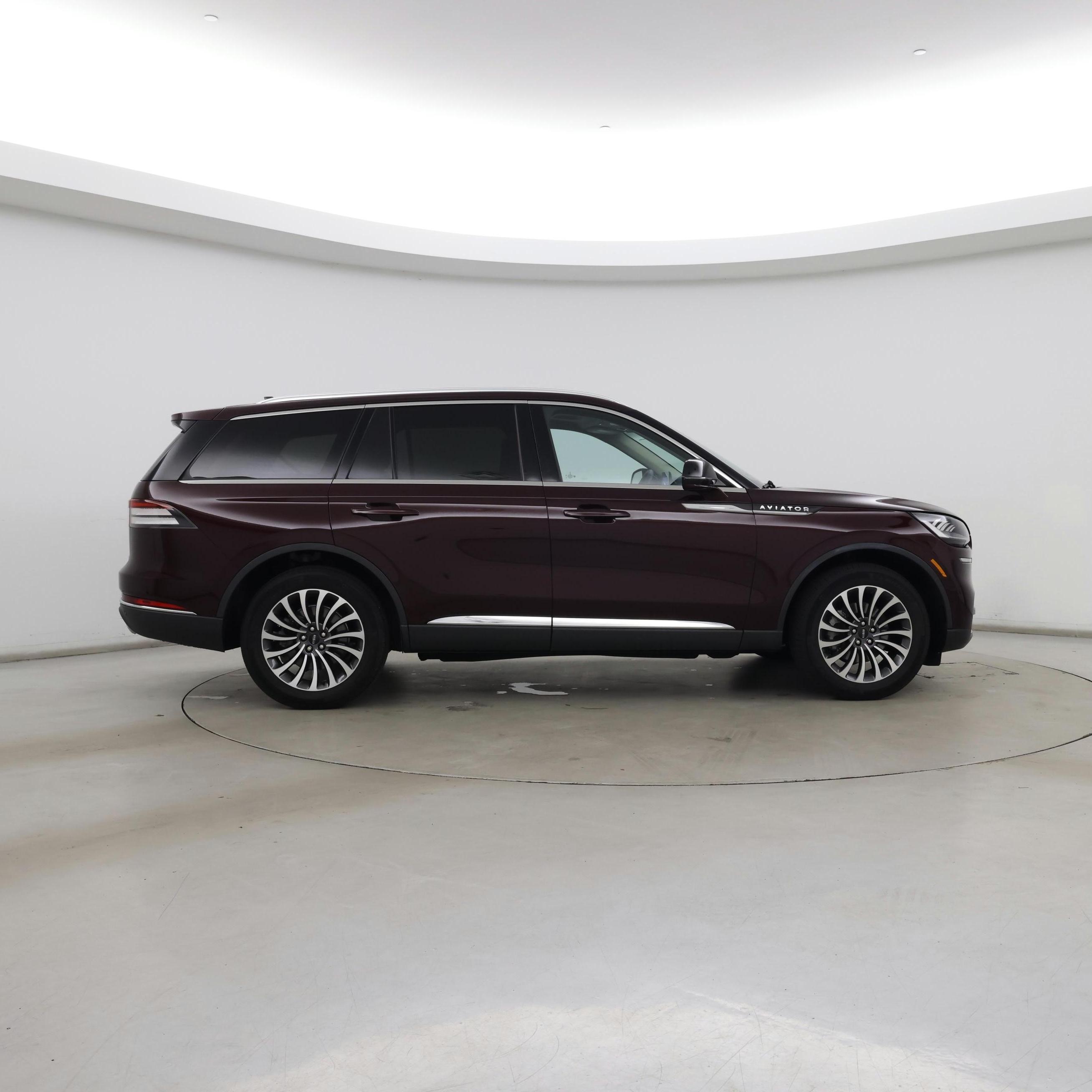 Thumbnail: 2022 Lincoln Aviator - 7