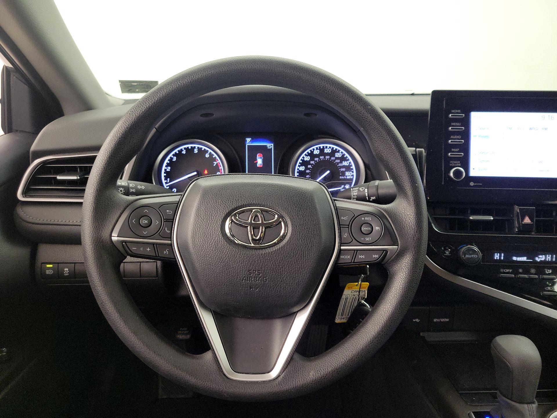 Thumbnail: 2023 Toyota Camry - 10