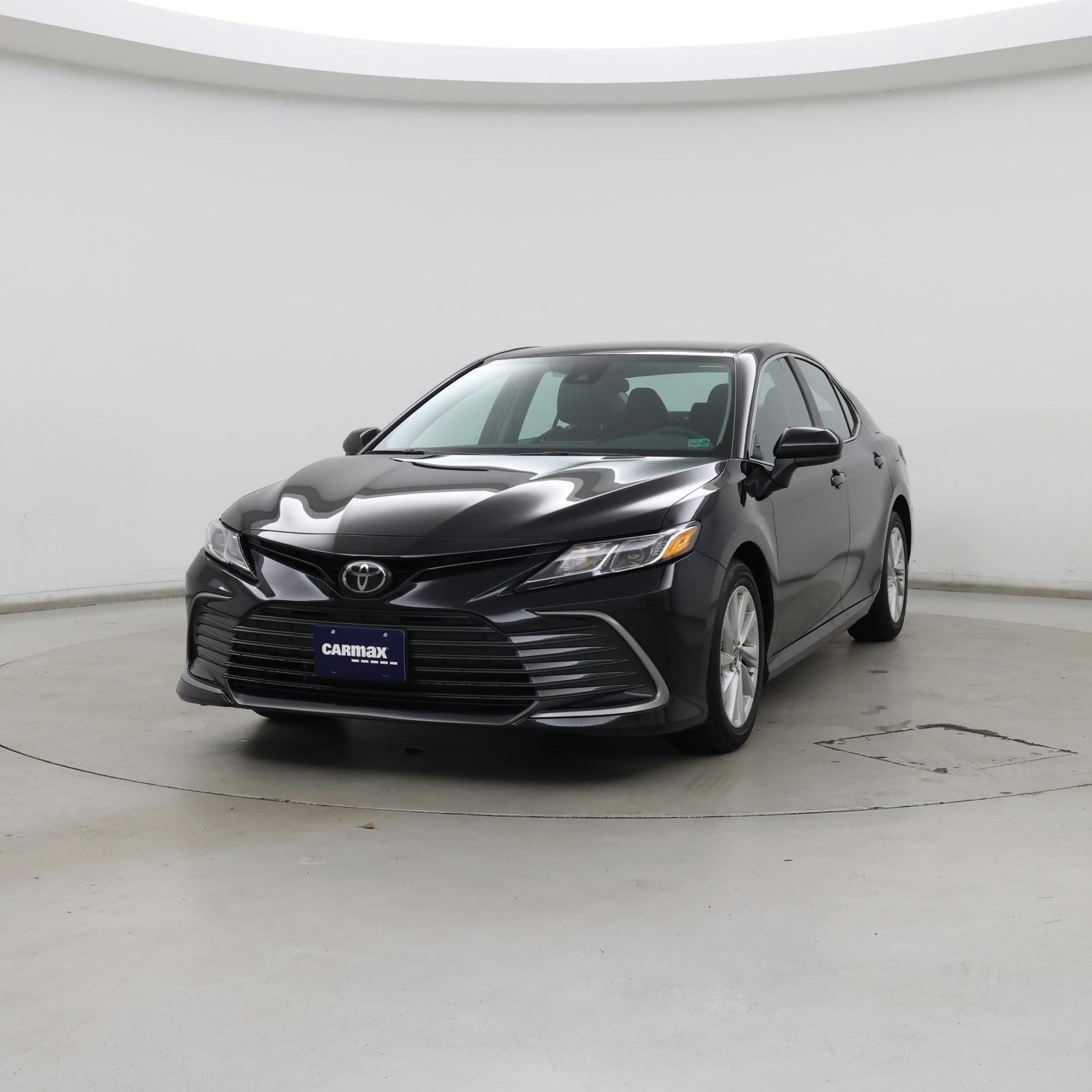 Thumbnail: 2023 Toyota Camry - 4