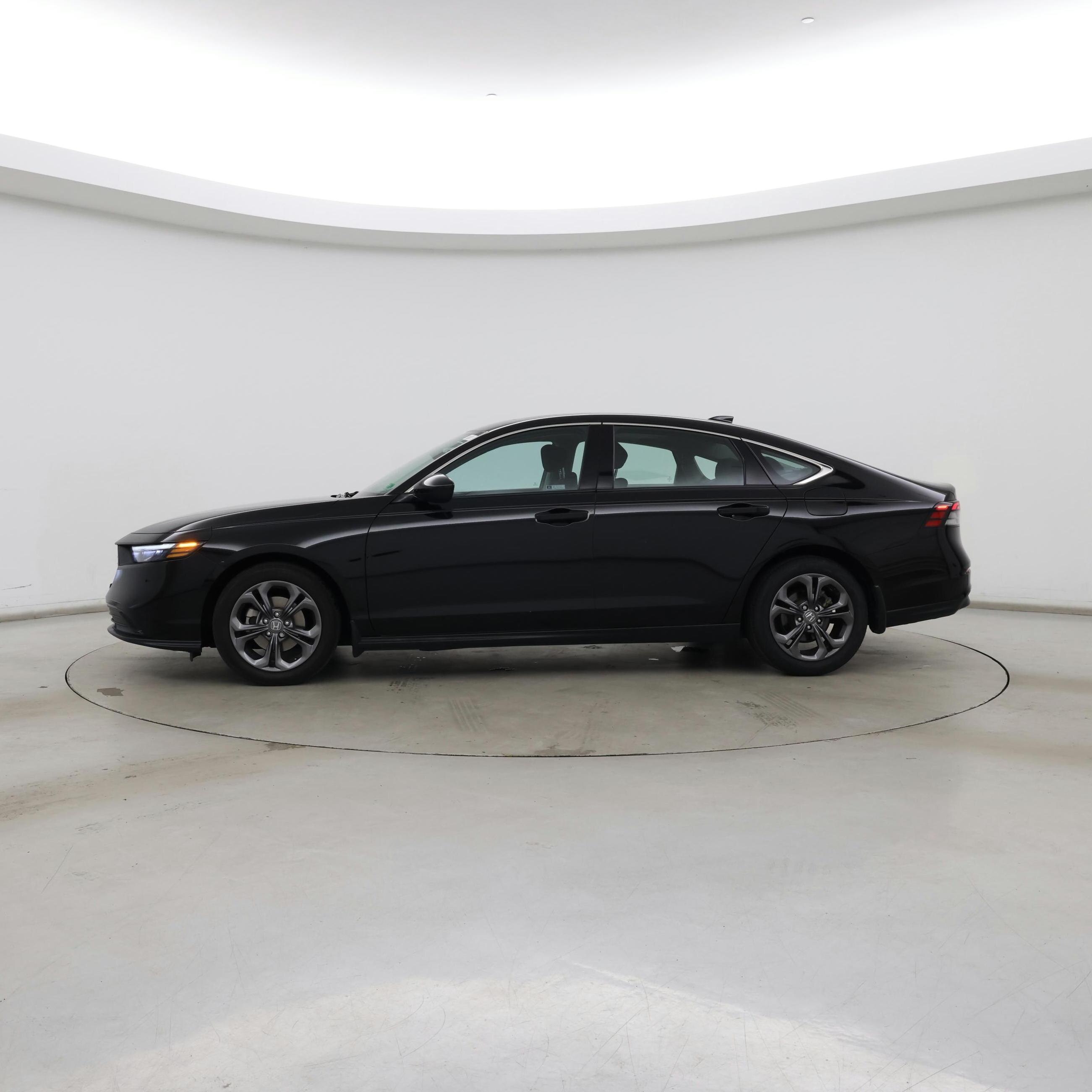 Thumbnail: 2023 Honda Accord - 3