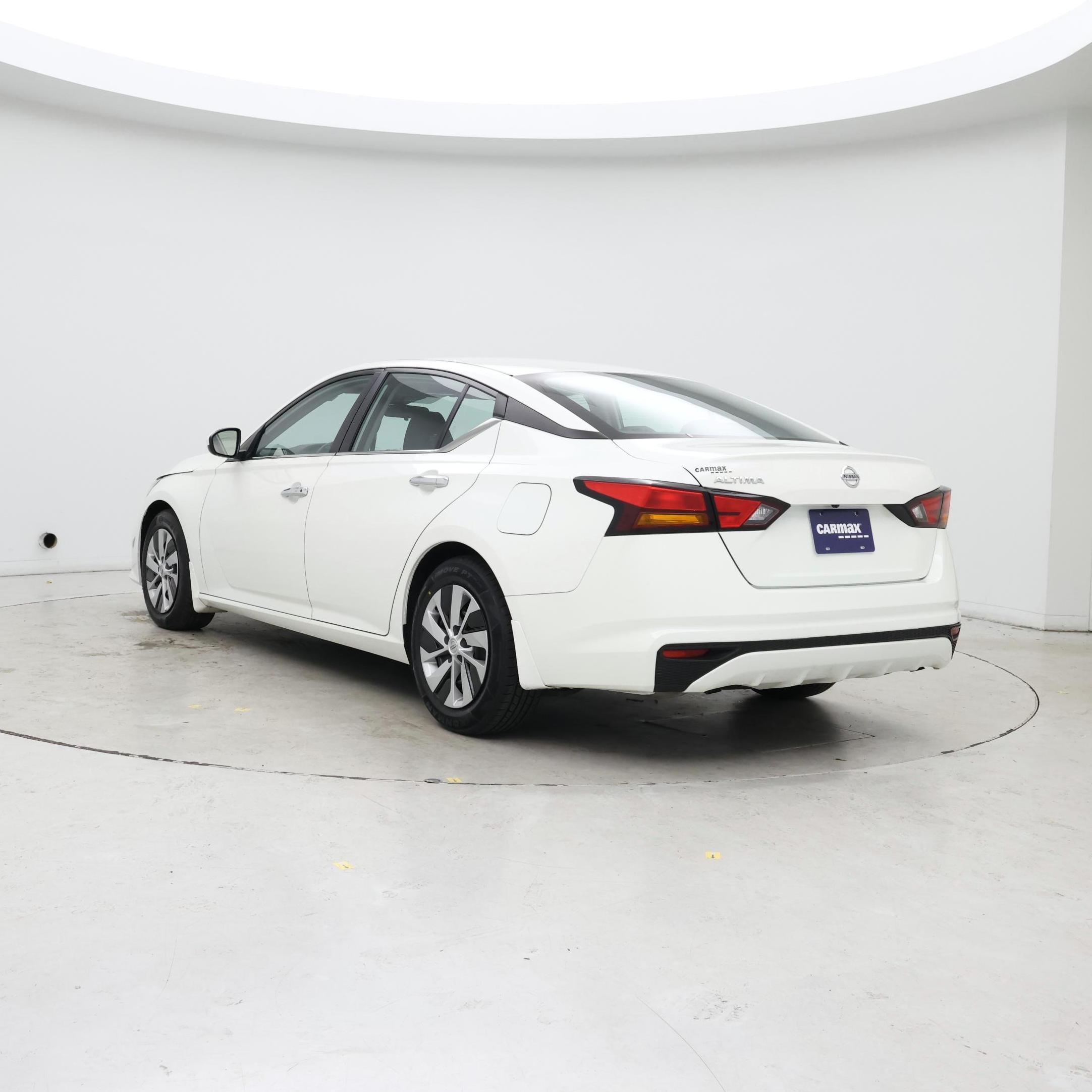 Thumbnail: 2022 Nissan Altima - 2