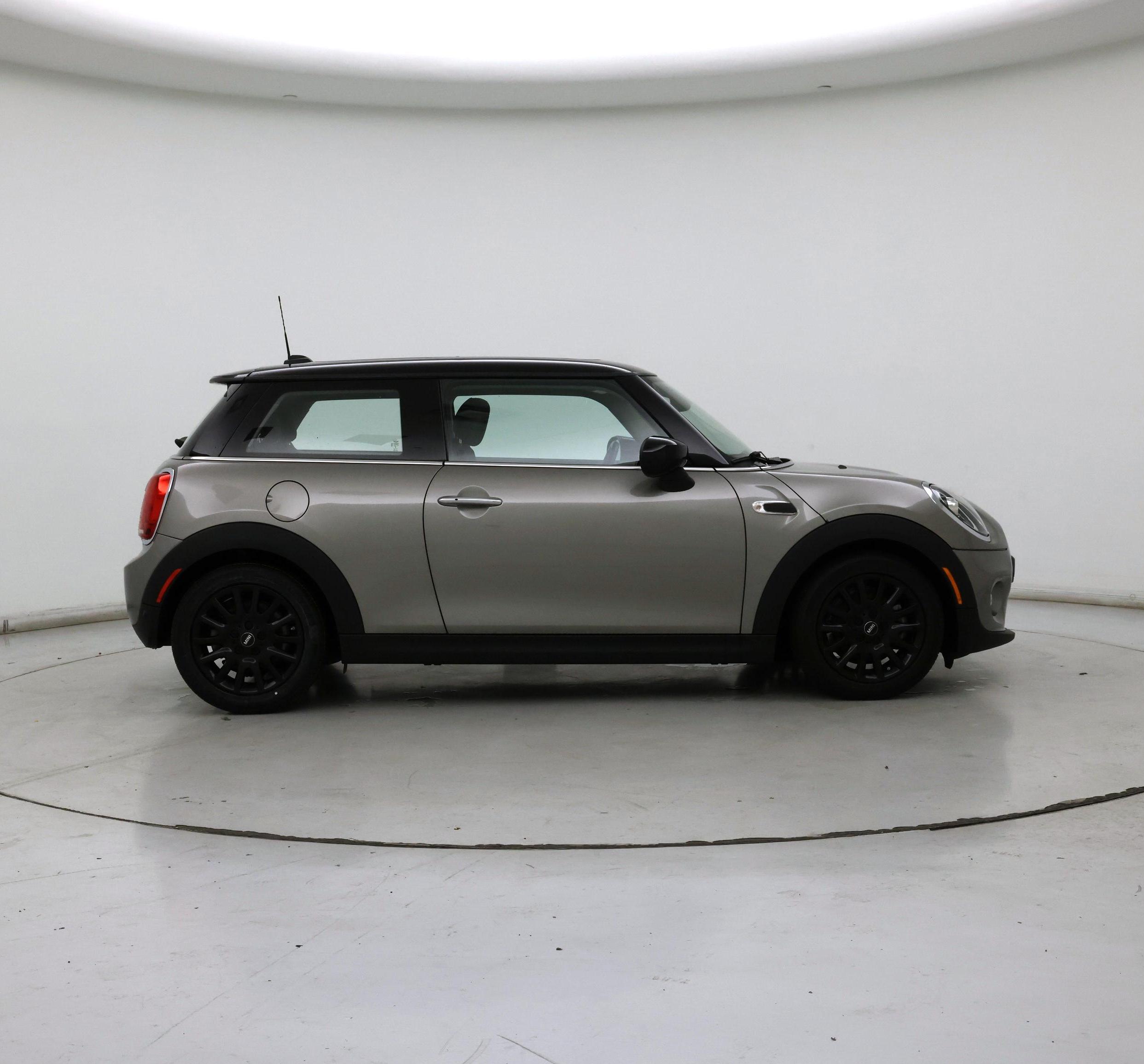 Thumbnail: 2021 MINI Cooper Hardtop - 7