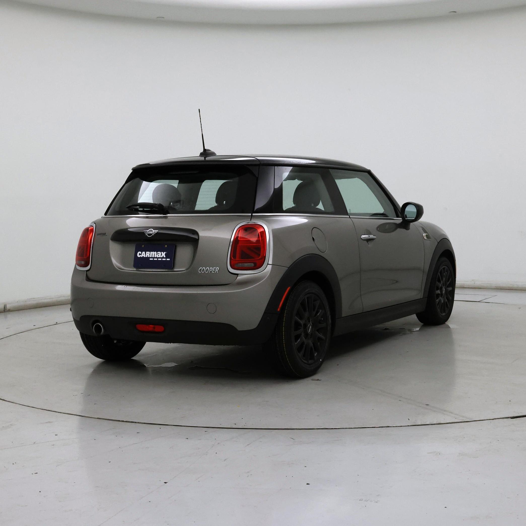 Thumbnail: 2021 MINI Cooper Hardtop - 8
